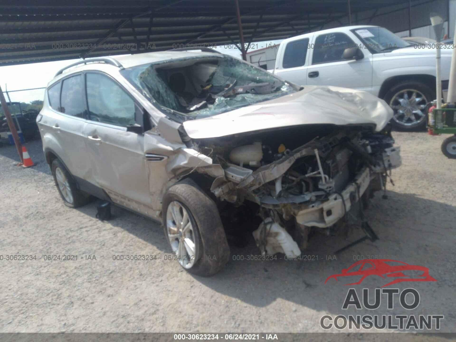 FORD ESCAPE 2018 - 1FMCU9GD7JUA32271