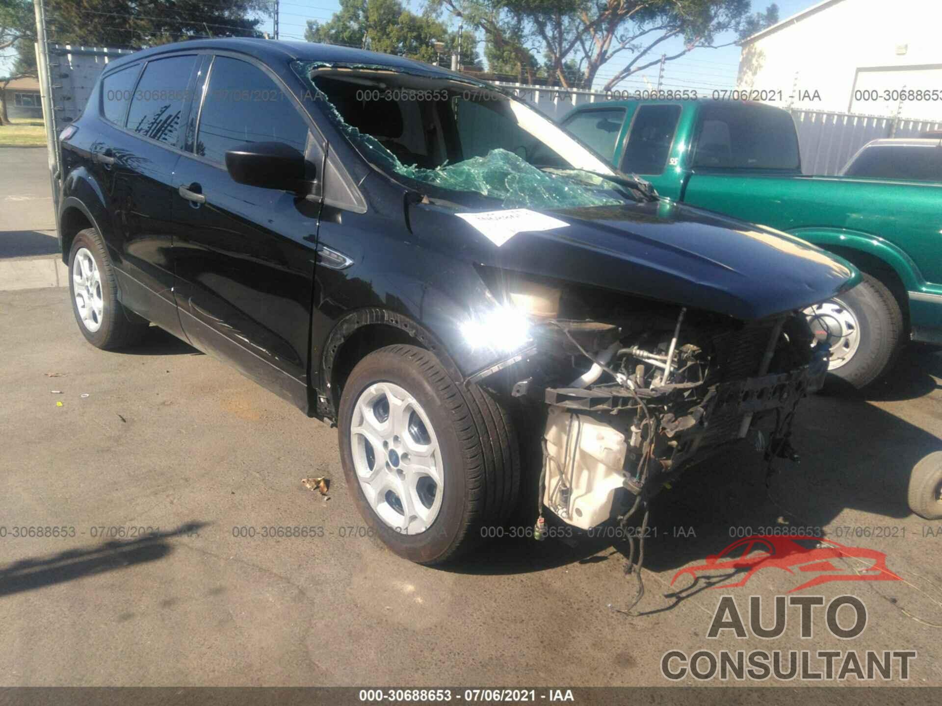 FORD ESCAPE 2017 - 1FMCU0F73HUE26139