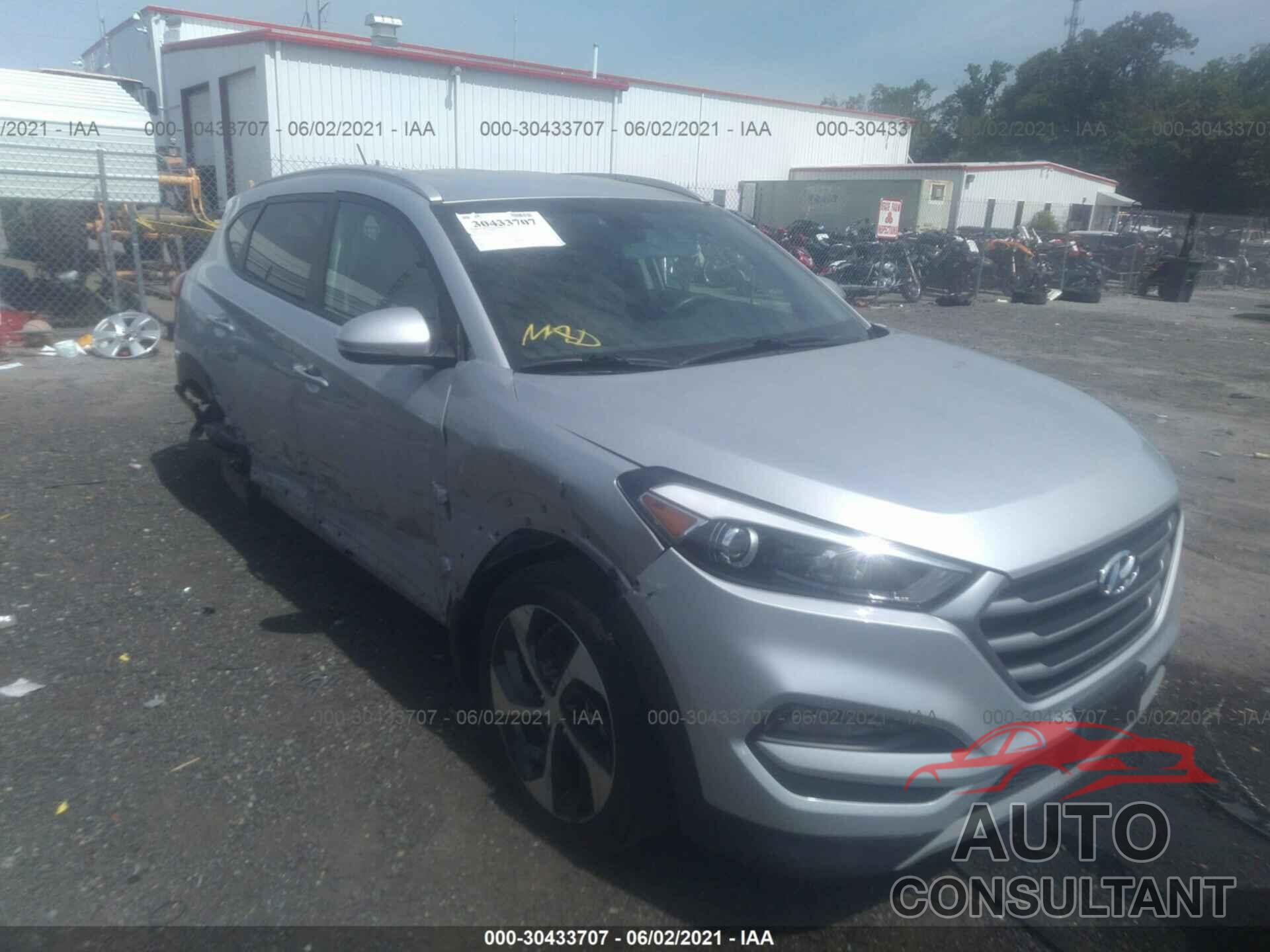 HYUNDAI TUCSON 2017 - KM8J3CA27HU364140