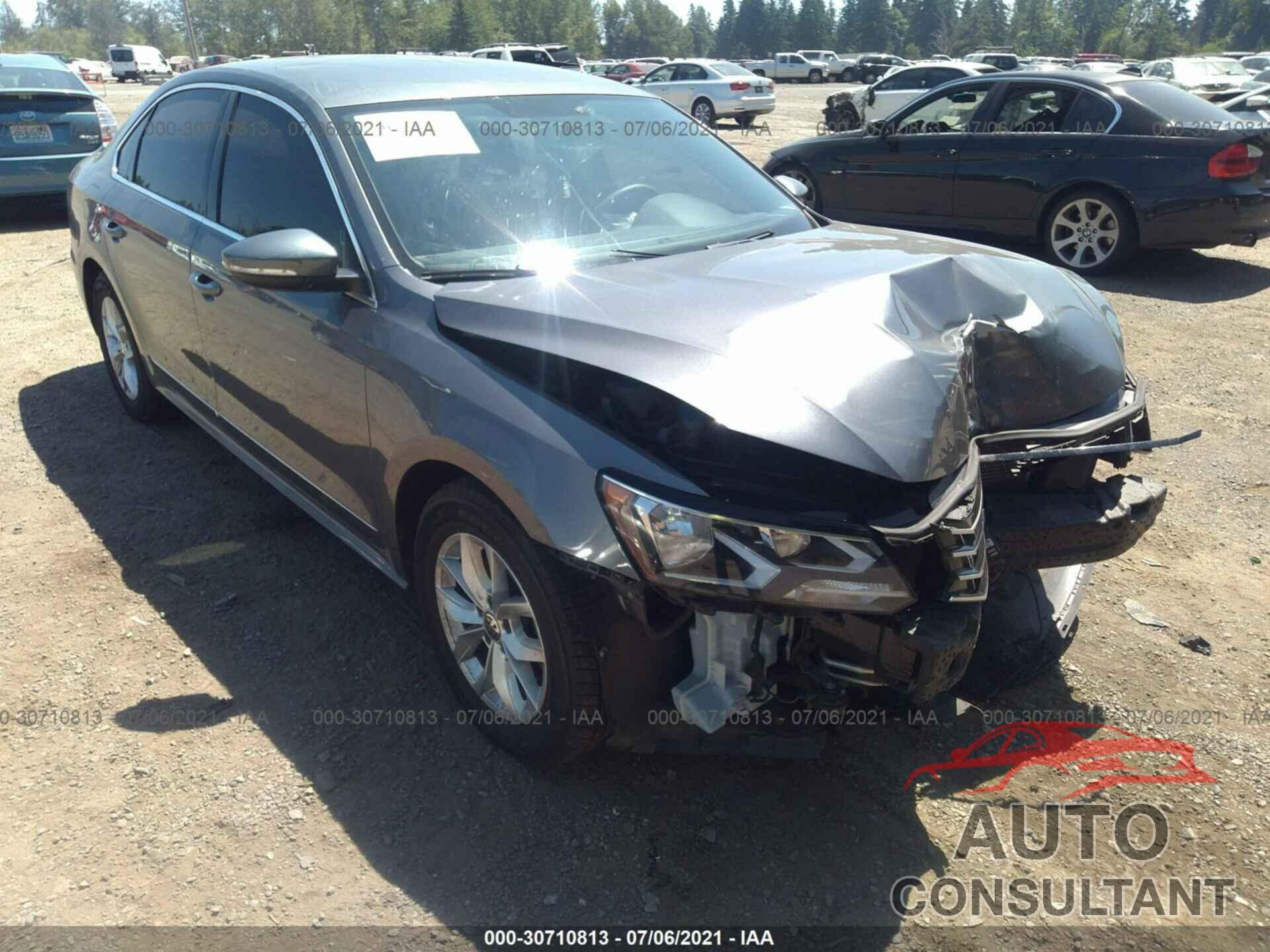 VOLKSWAGEN PASSAT 2017 - 1VWAT7A38HC059513