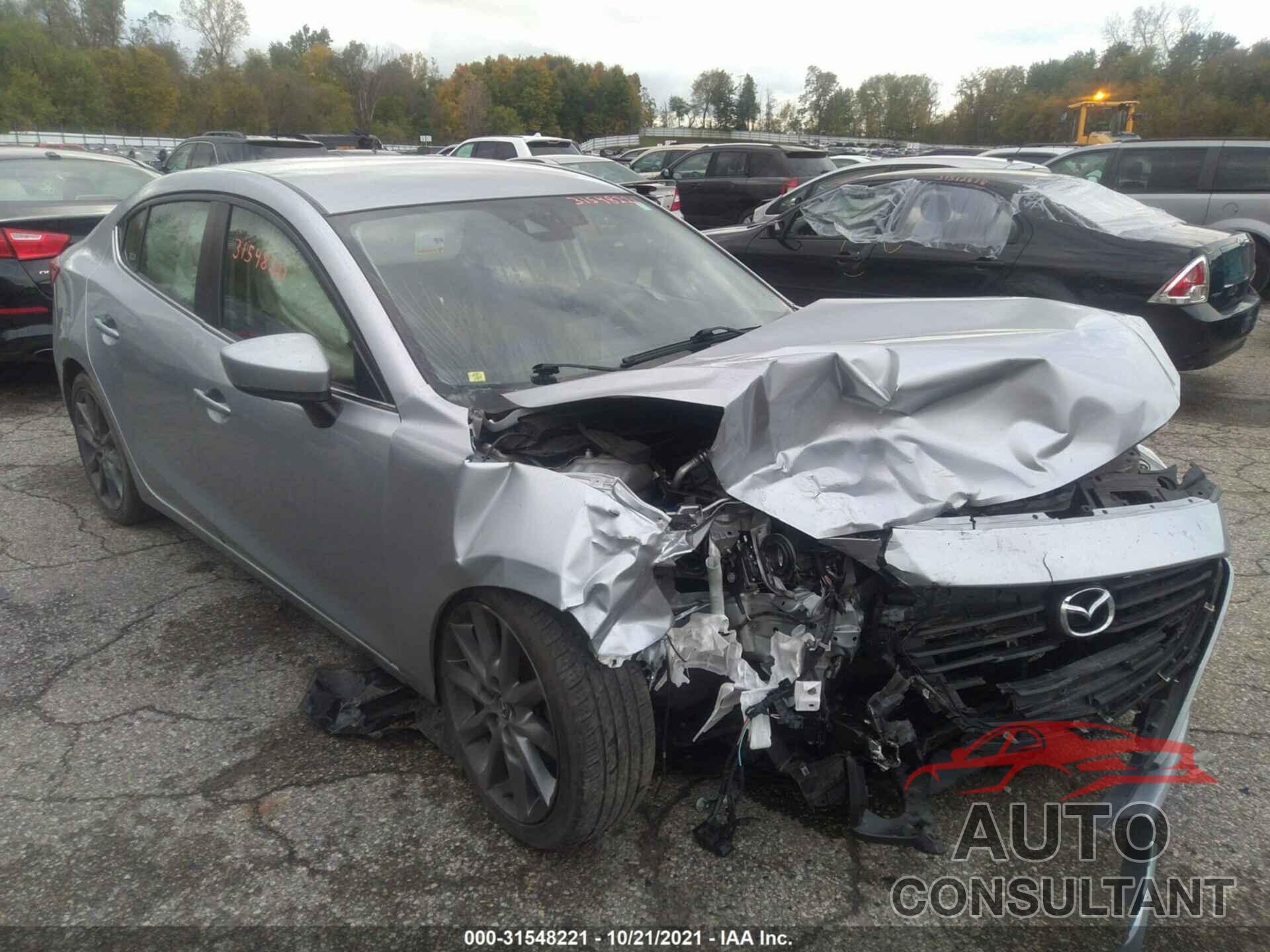 MAZDA MAZDA3 4-DOOR 2018 - 3MZBN1V37JM205989