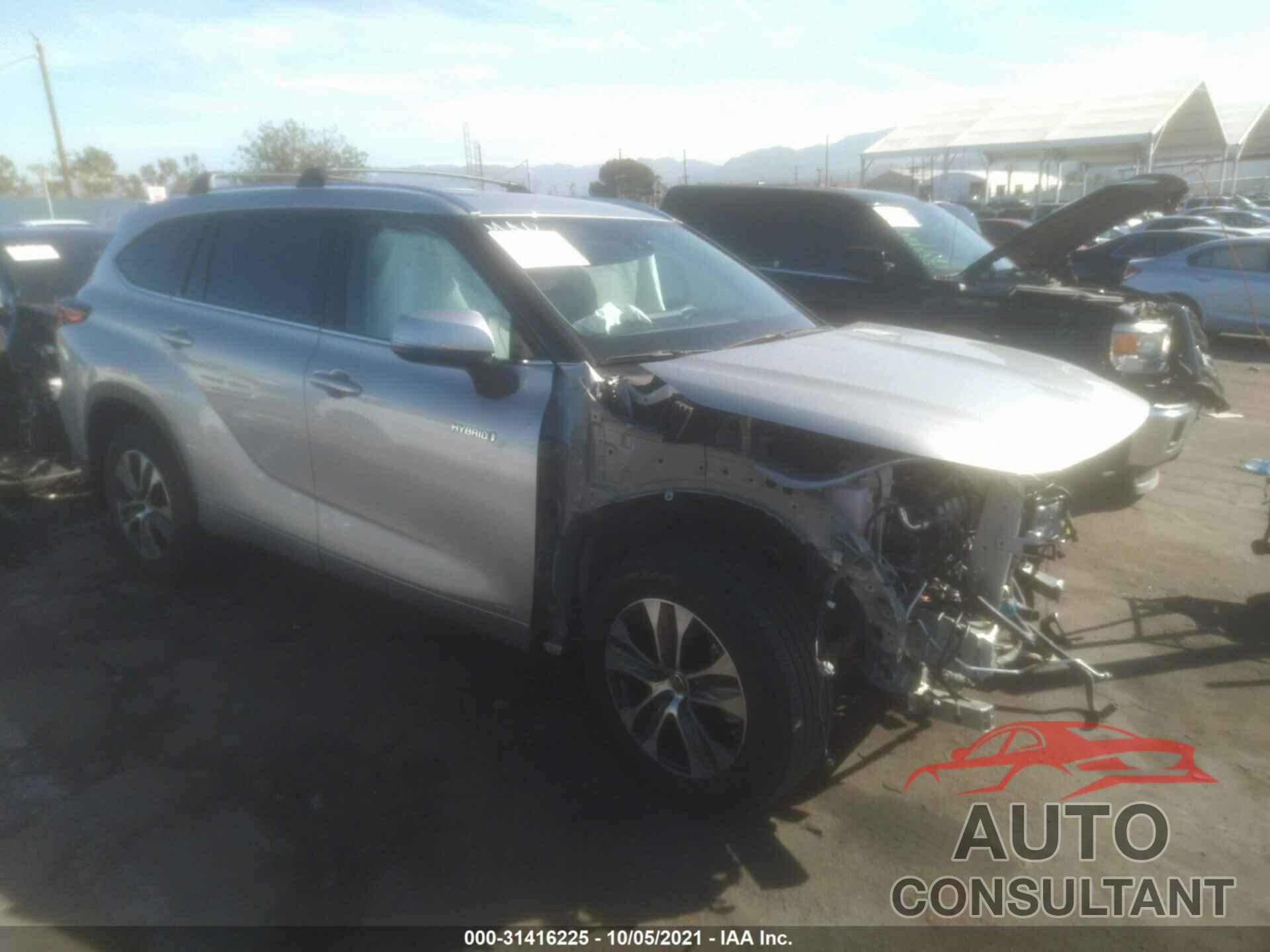 TOYOTA HIGHLANDER 2021 - 5TDHBRCH8MS521747