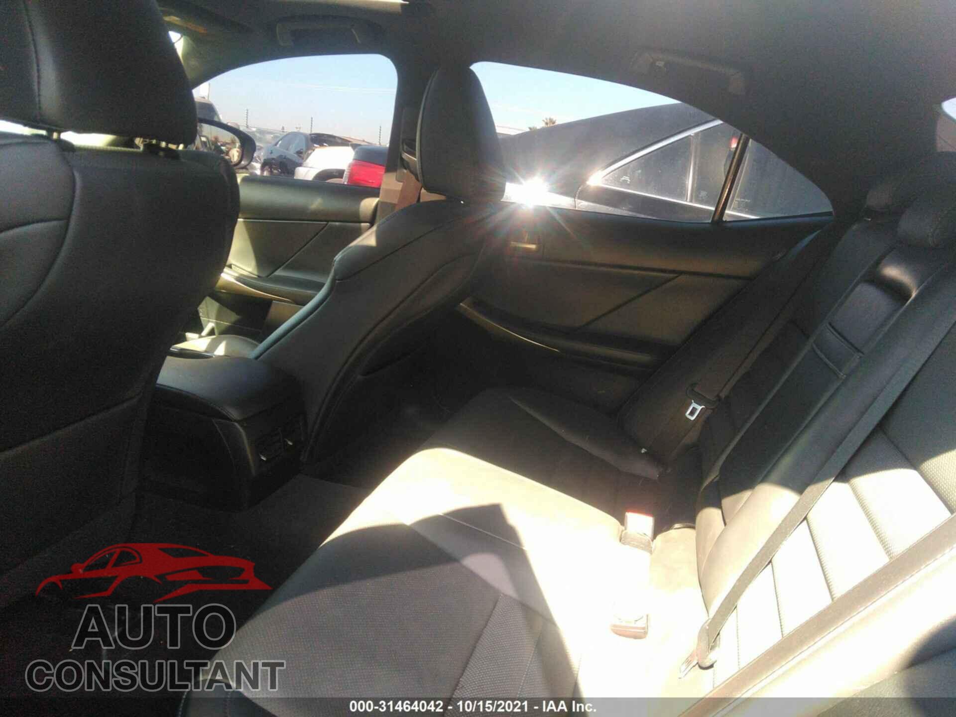 LEXUS IS 2017 - JTHBA1D26H5054441