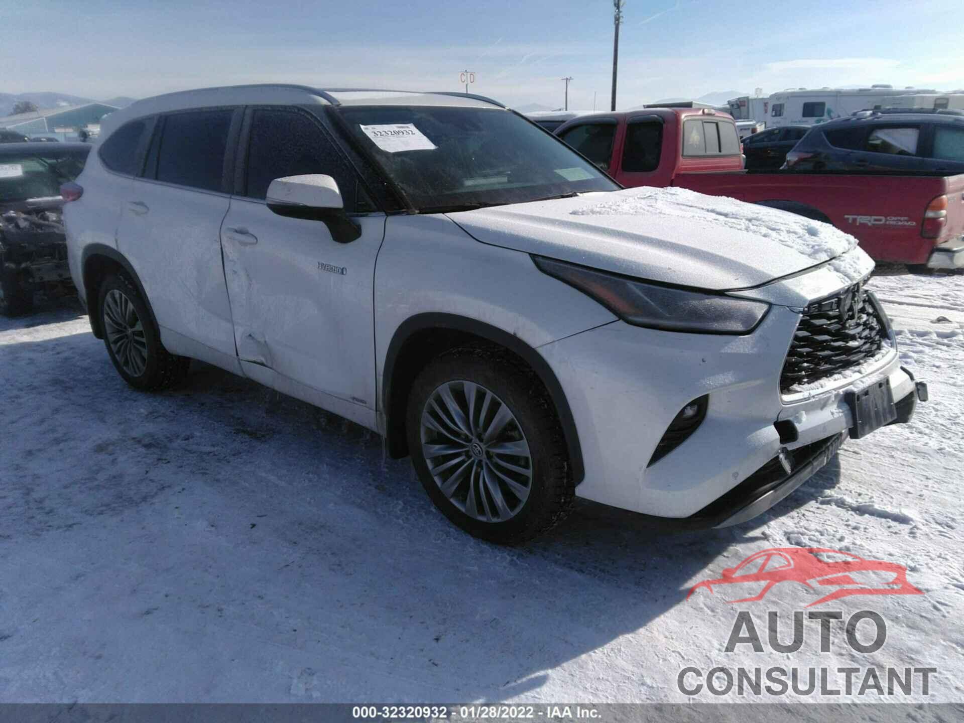 TOYOTA HIGHLANDER 2020 - 5TDEBRCH0LS010261