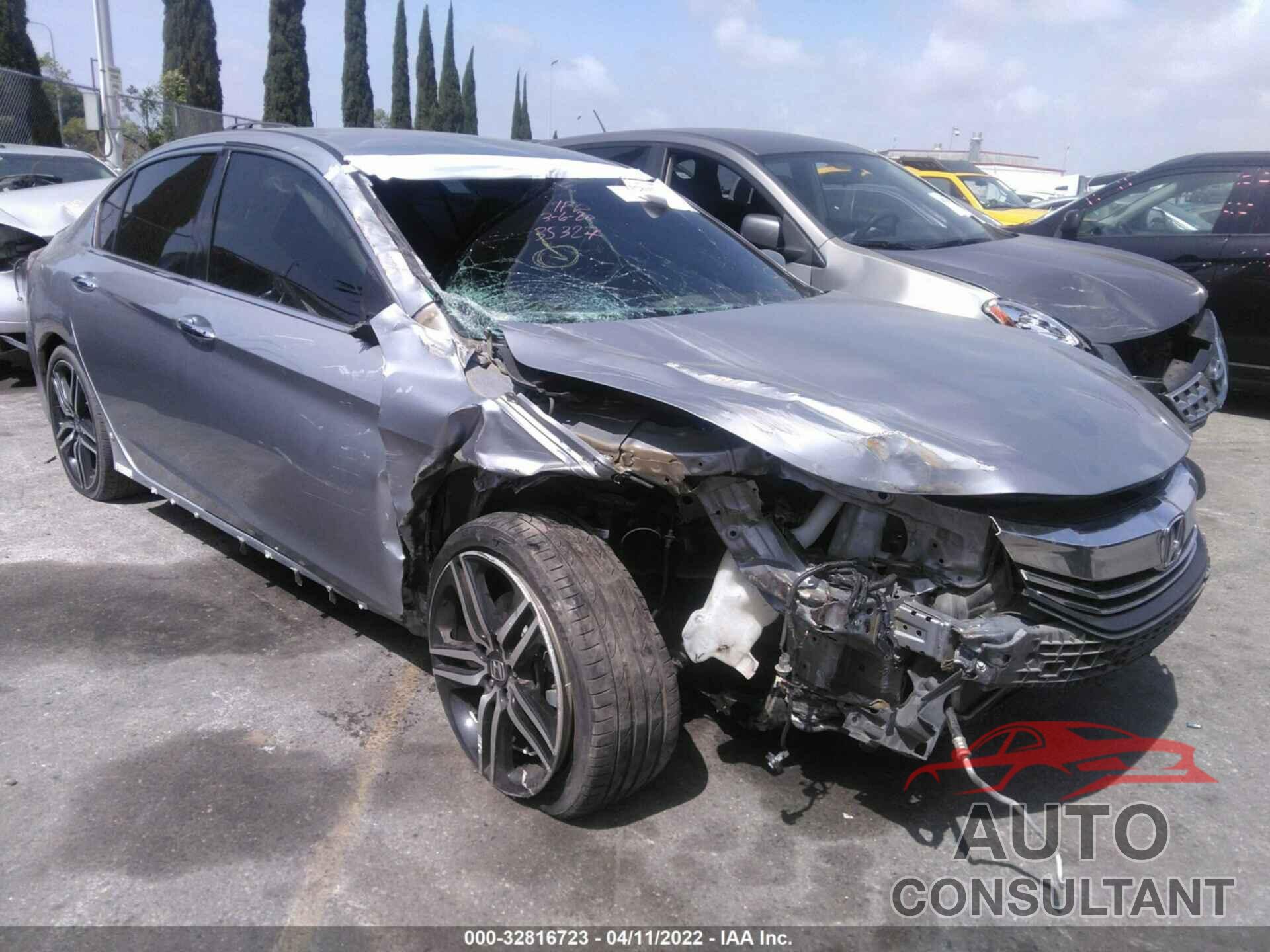 HONDA ACCORD SEDAN 2017 - 1HGCR2F58HA230894