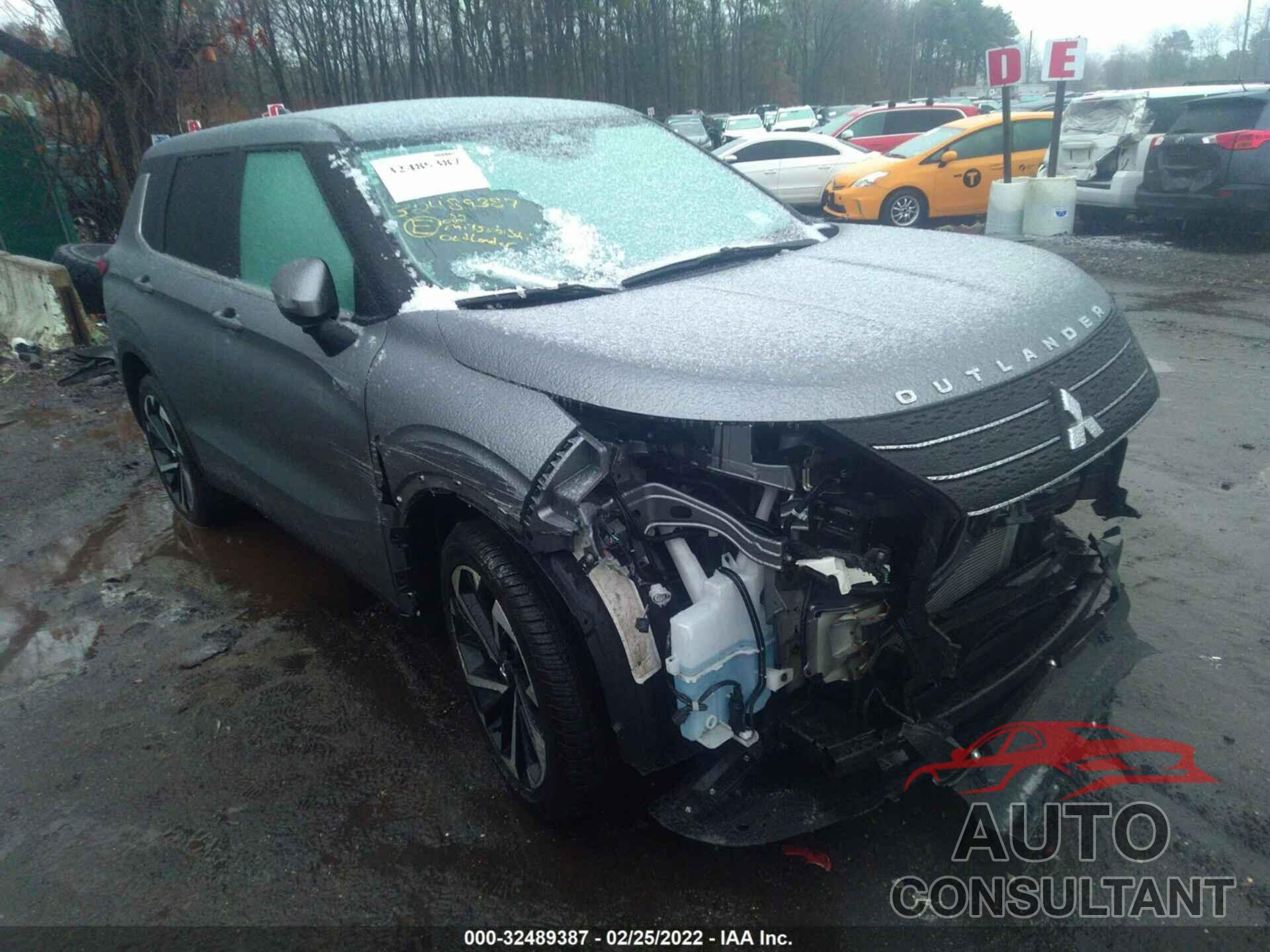 MITSUBISHI OUTLANDER 2022 - JA4J3UA84NZ046418