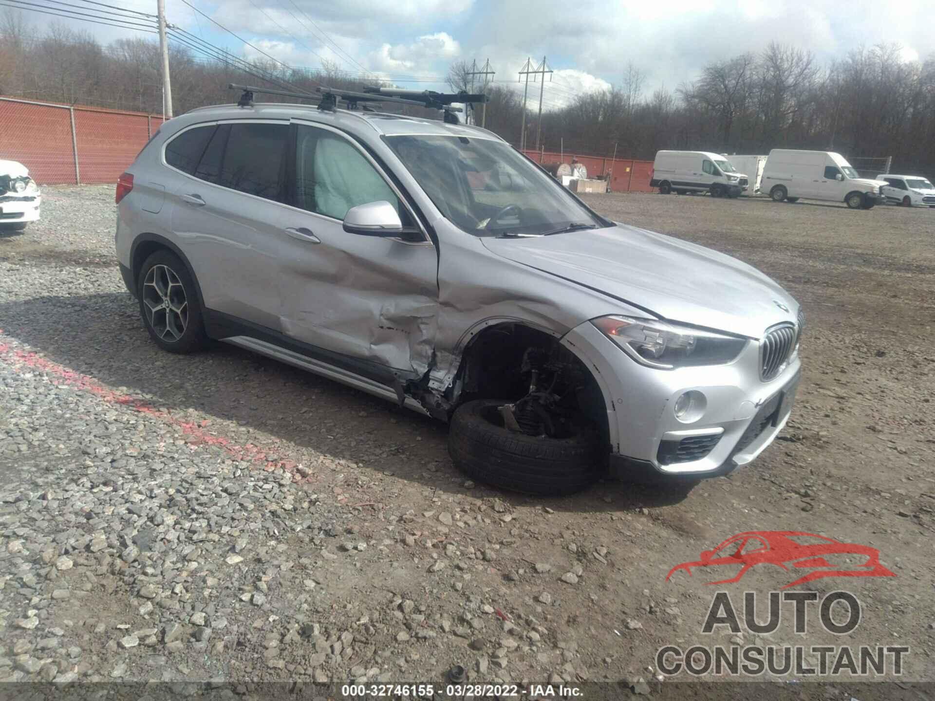 BMW X1 2016 - WBXHT3C39GP886423