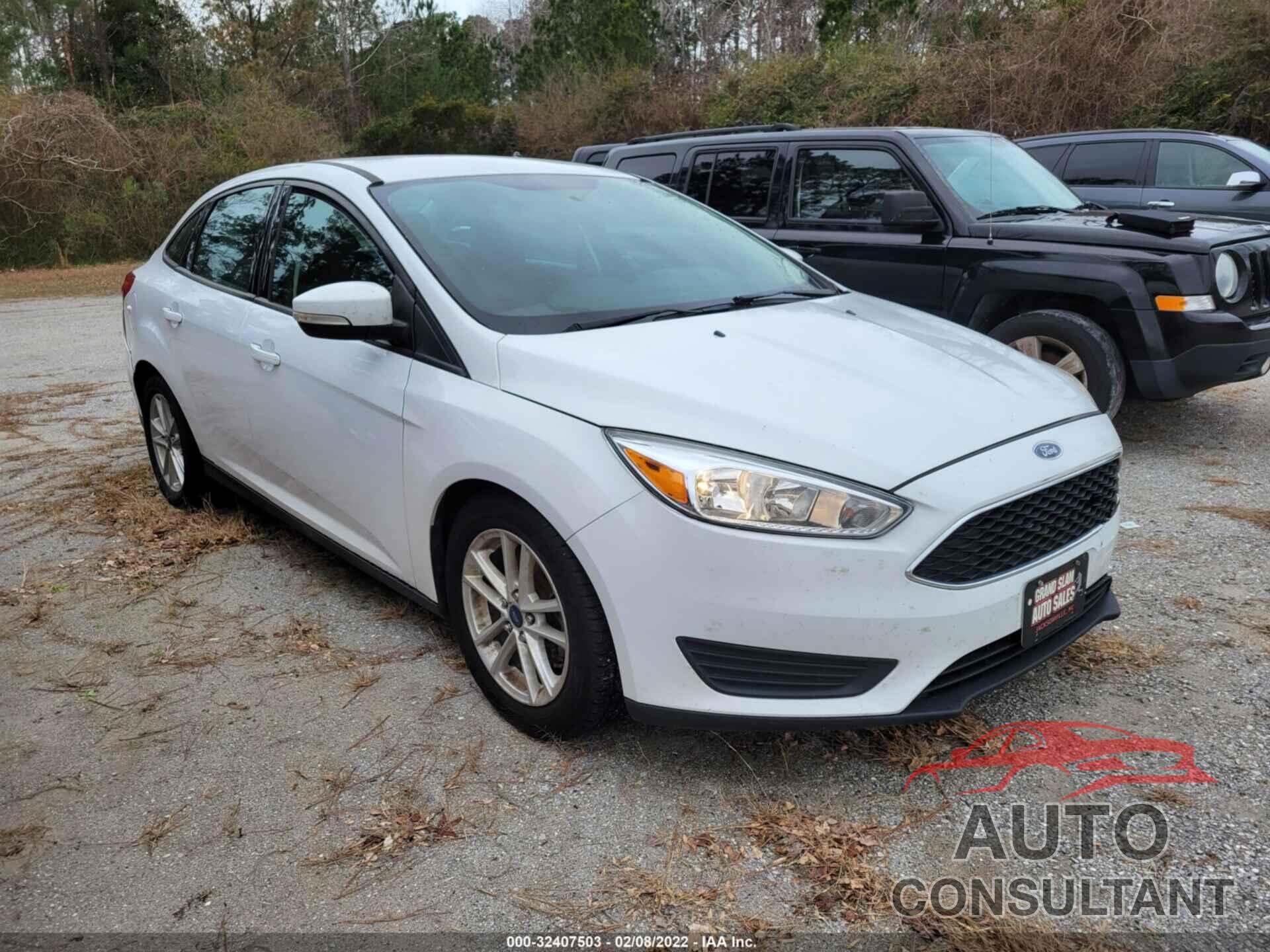 FORD FOCUS 2016 - 1FADP3F27GL401552