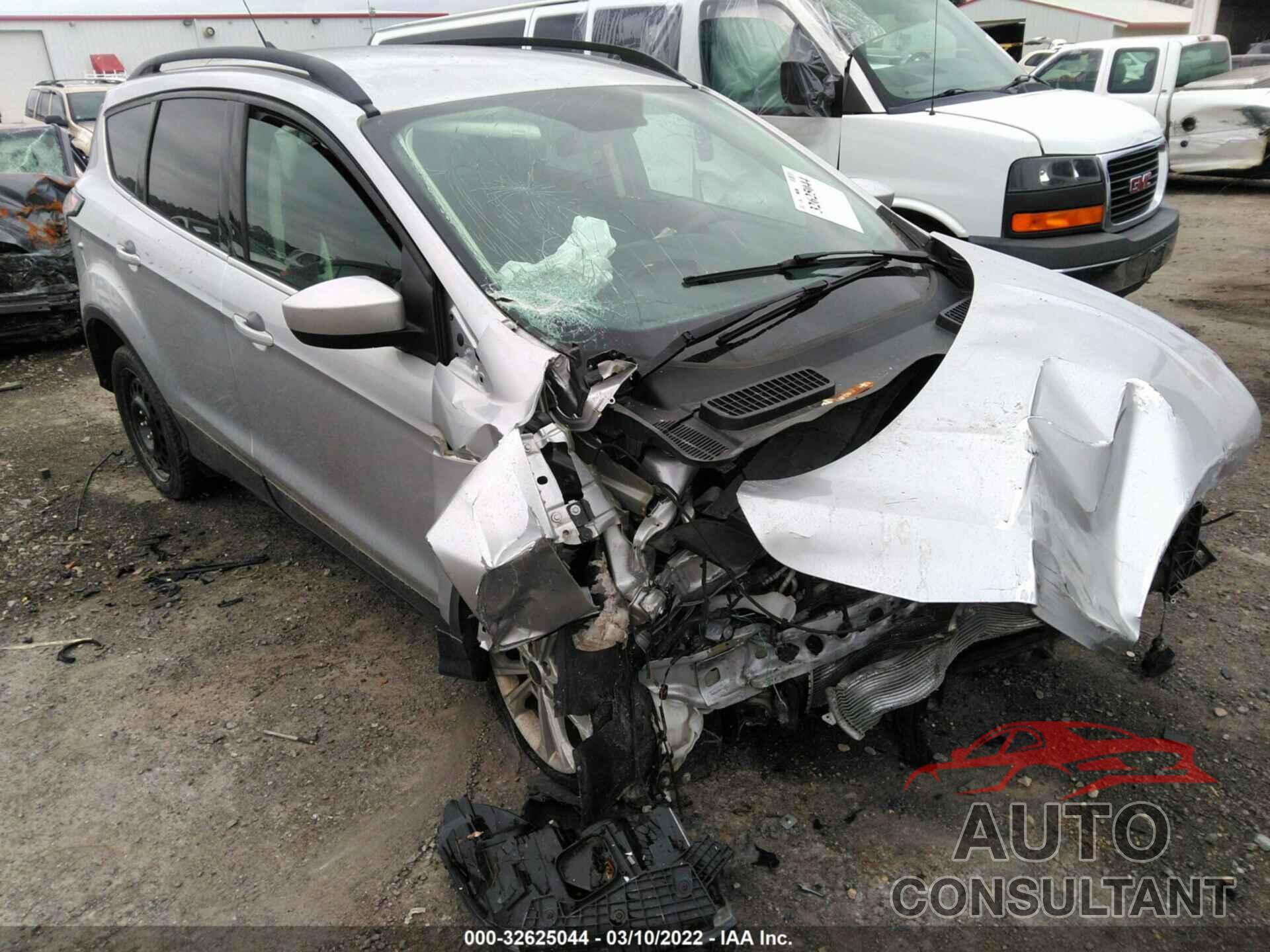 FORD ESCAPE 2018 - 1FMCU0H90JUB49387