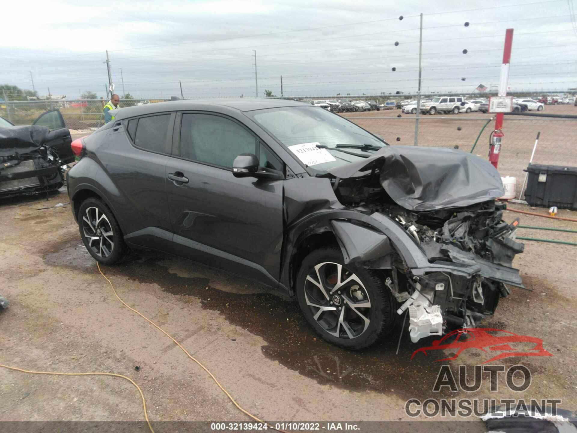 TOYOTA C-HR 2018 - NMTKHMBX1JR059266