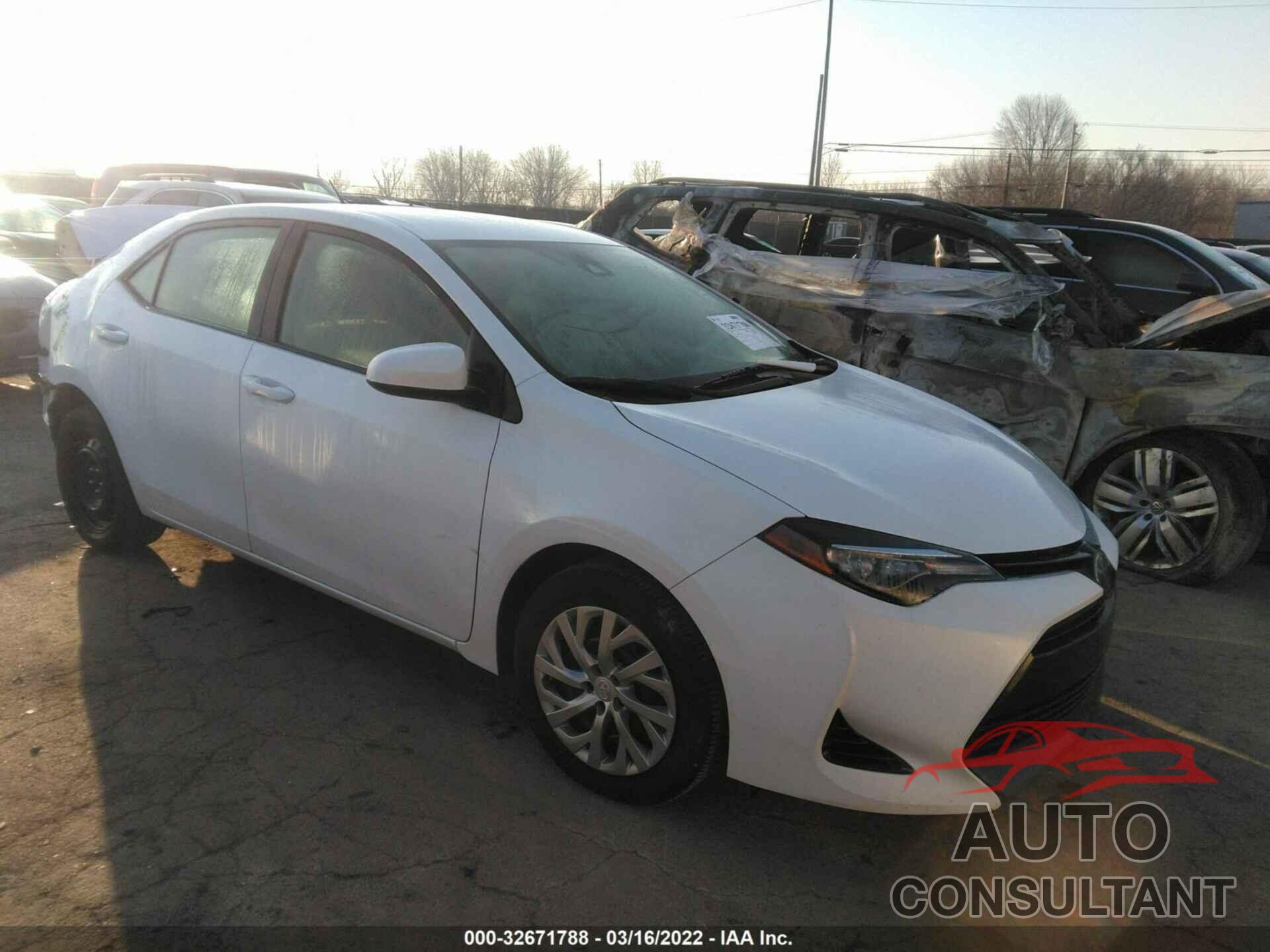 TOYOTA COROLLA 2017 - 2T1BURHE3HC747563