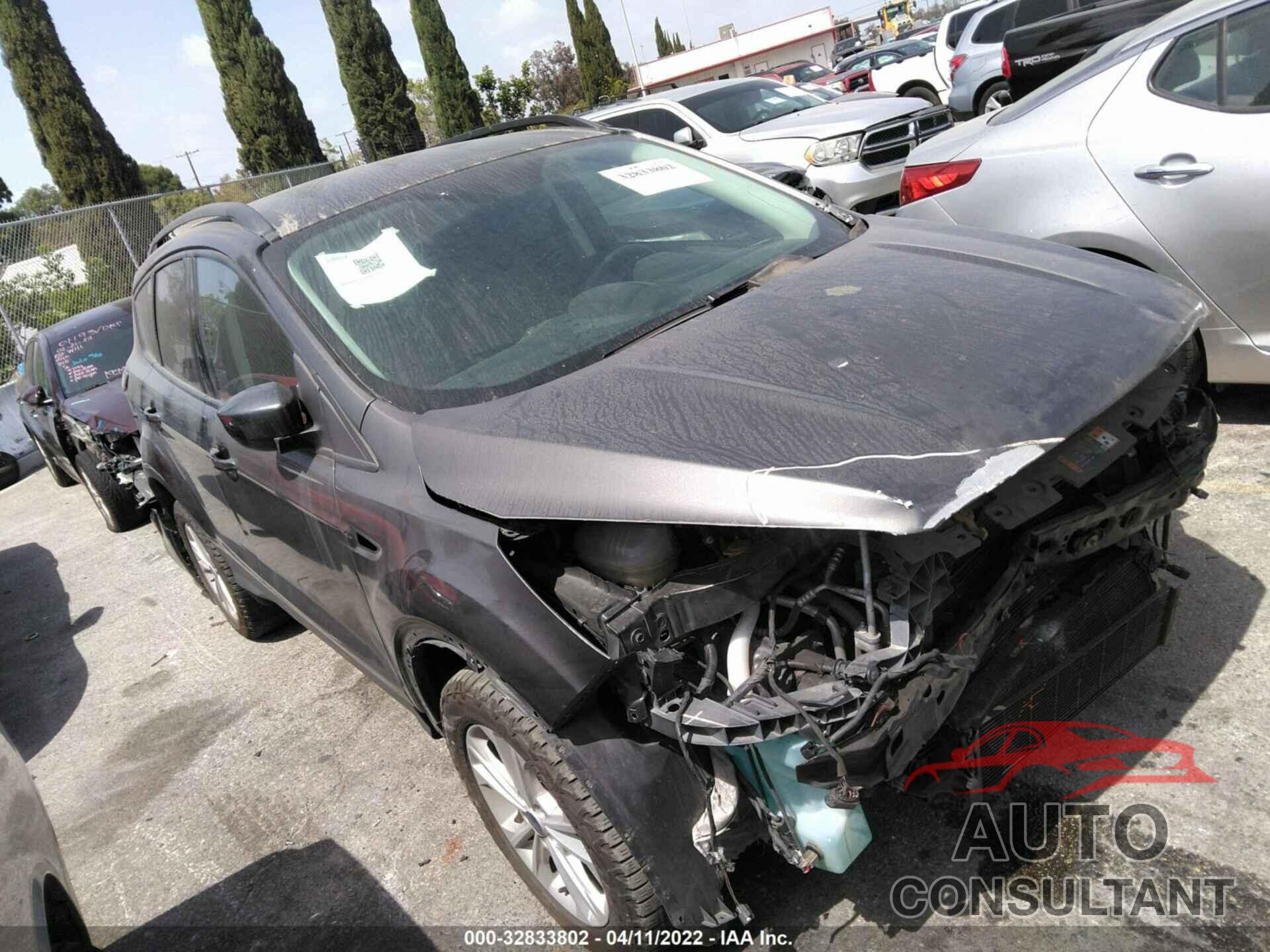 FORD ESCAPE 2018 - 1FMCU0GD6JUC12854
