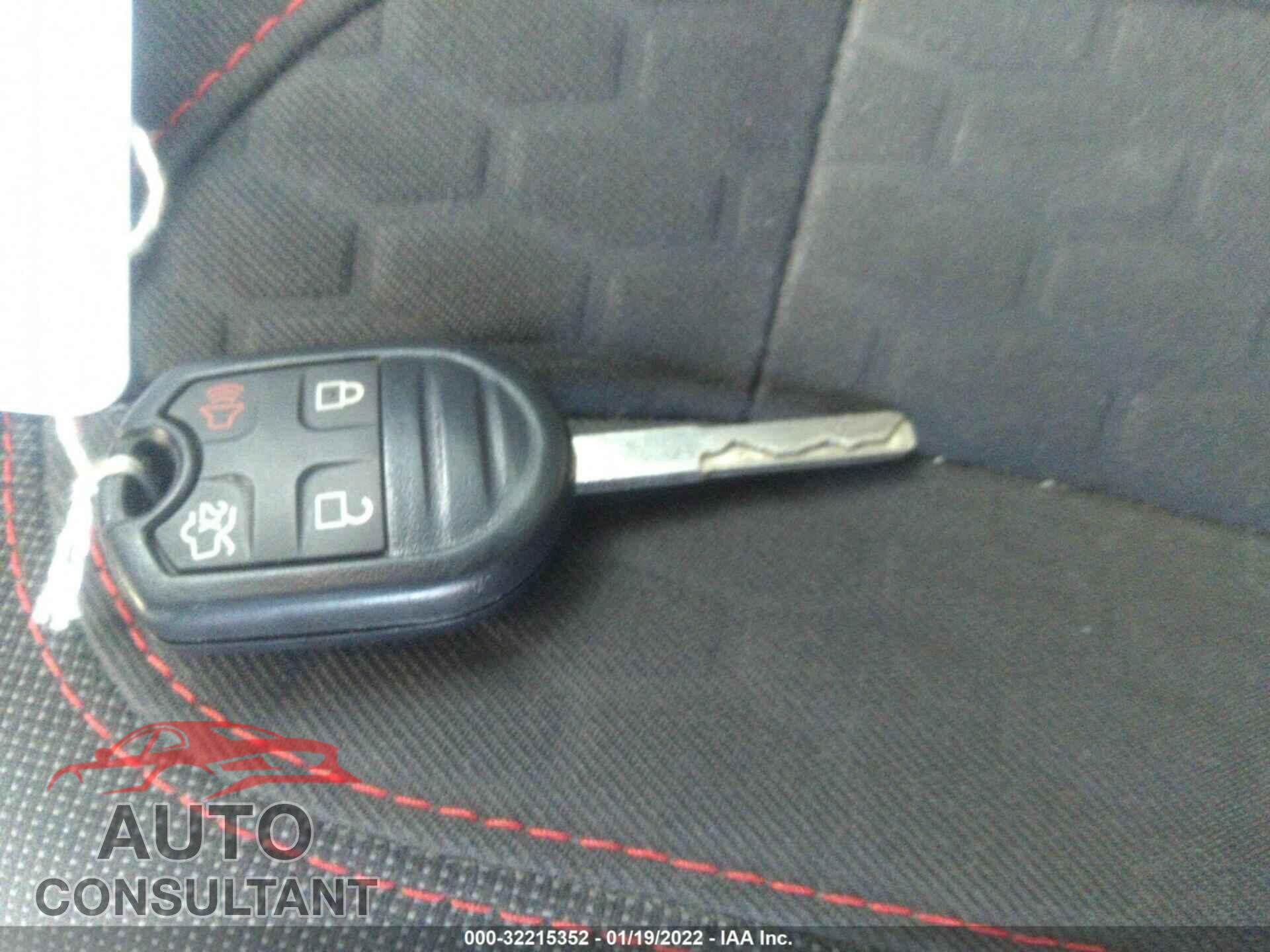 FORD FIESTA 2017 - 3FADP4EJ0HM117162