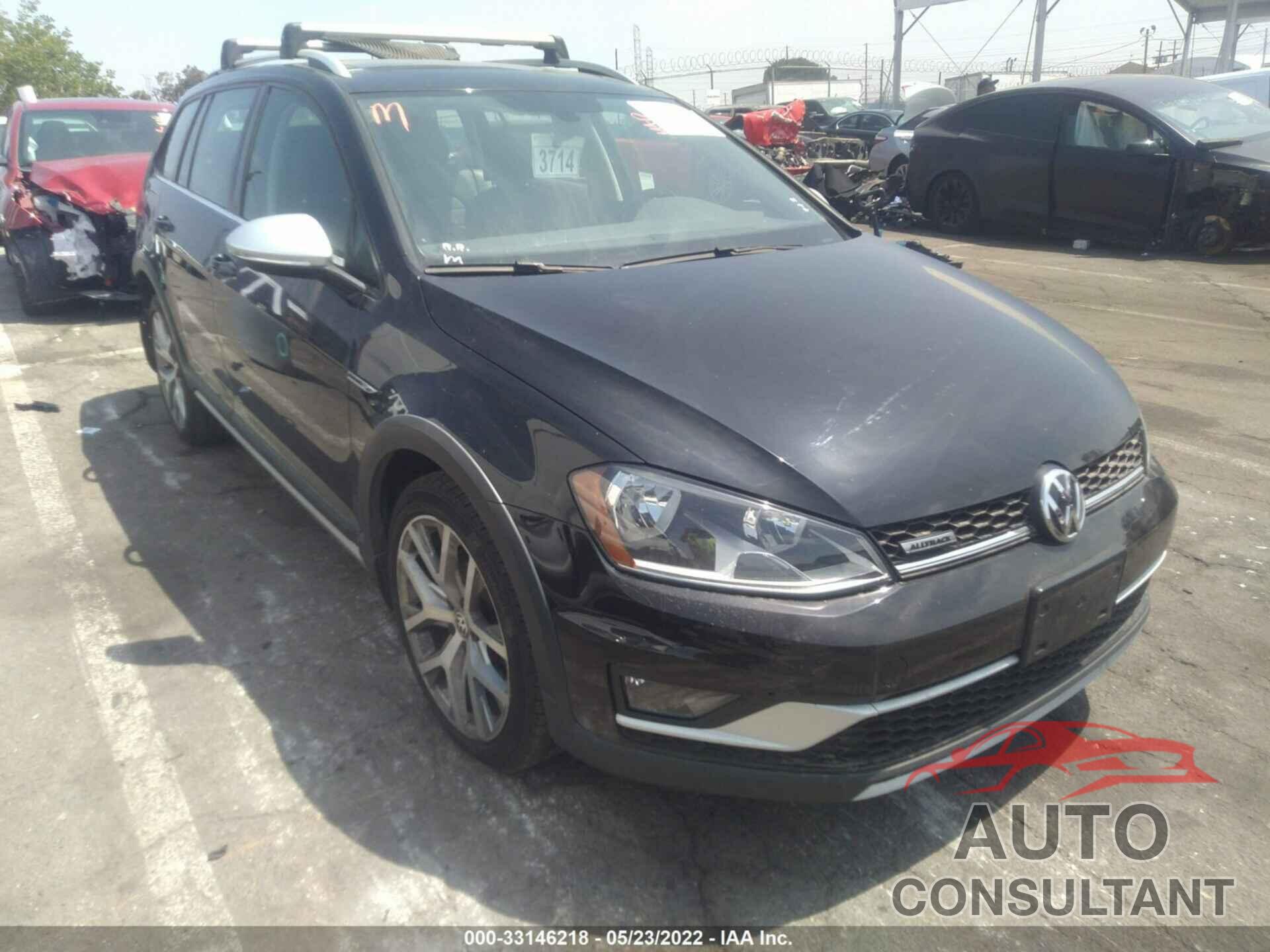 VOLKSWAGEN GOLF ALLTRACK 2017 - 3VWH17AU1HM527545