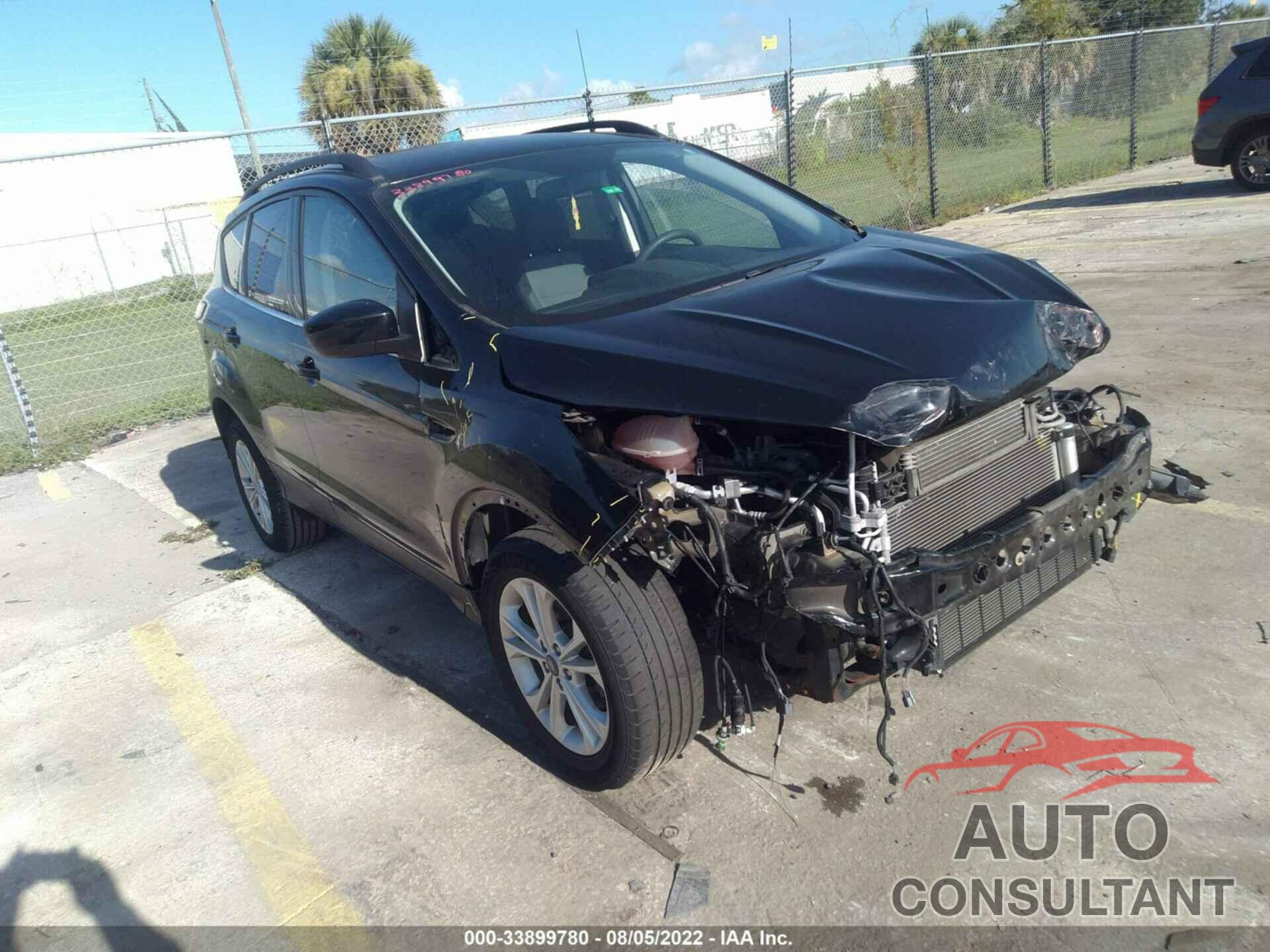 FORD ESCAPE 2017 - 1FMCU0GD5HUE05331