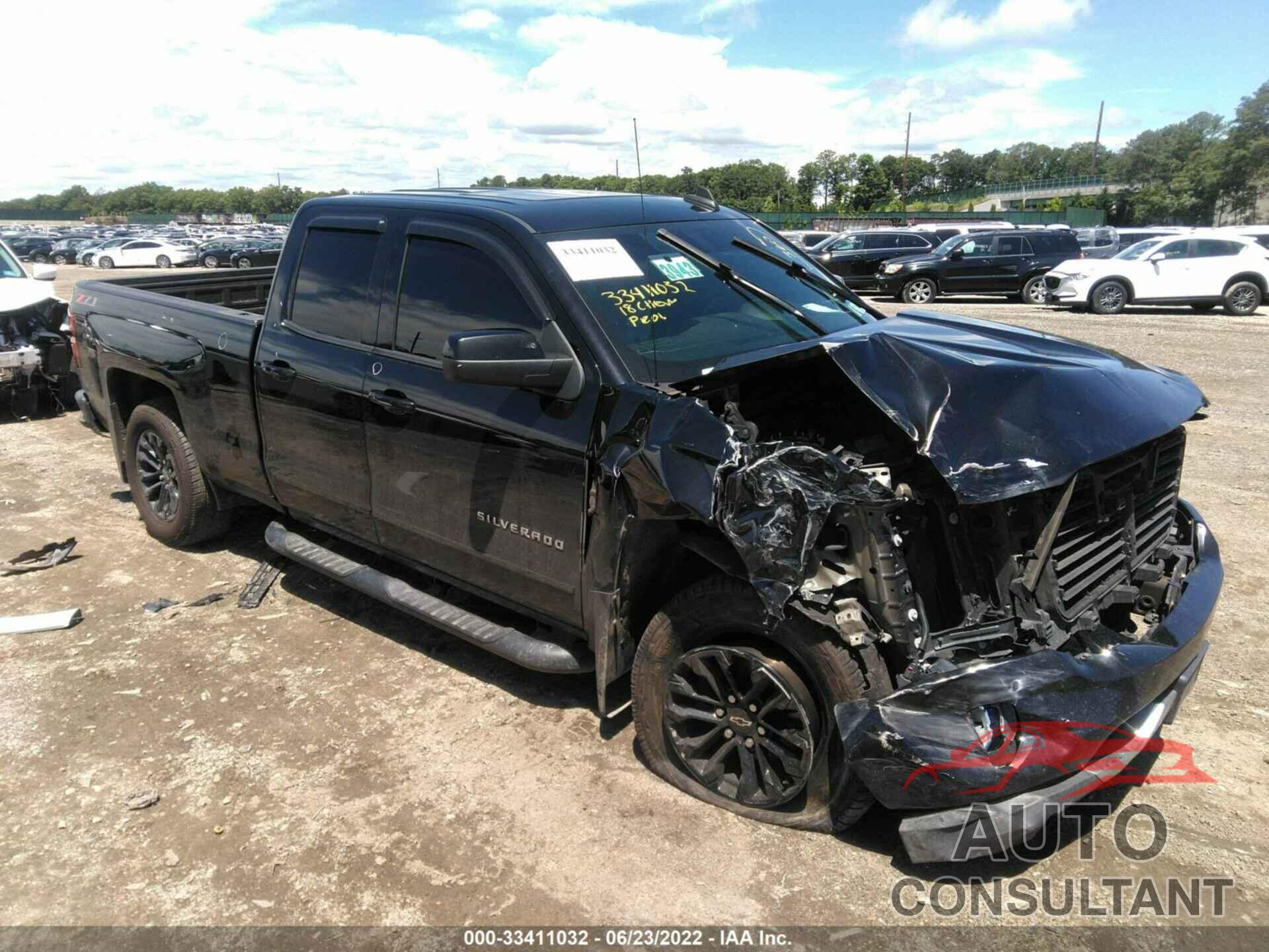 CHEVROLET SILVERADO 1500 2018 - 1GCVKREC5JZ246823