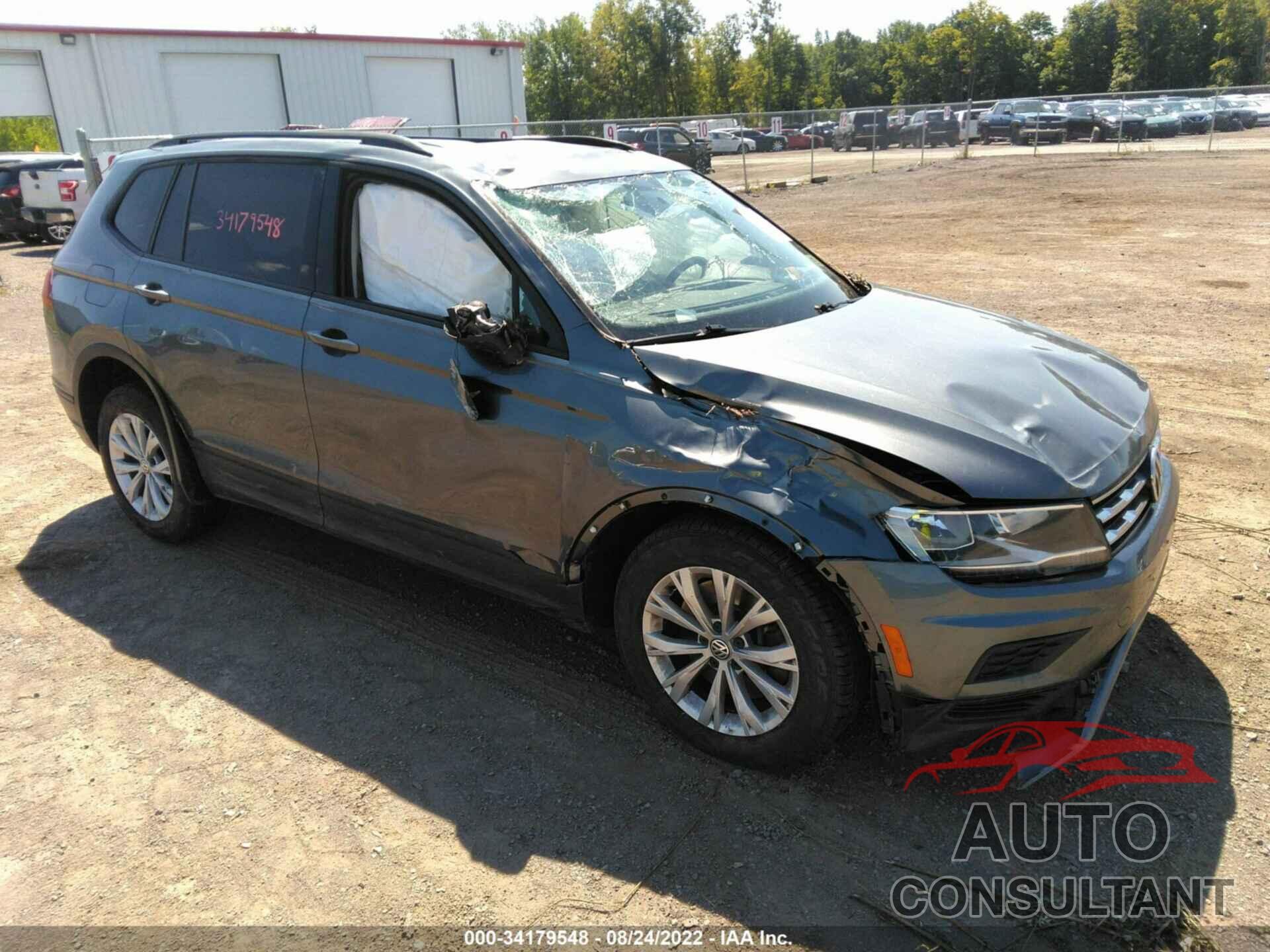 VOLKSWAGEN TIGUAN 2018 - 3VV0B7AX8JM098161