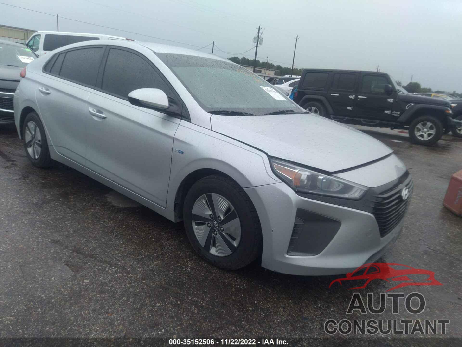 HYUNDAI IONIQ HYBRID 2018 - KMHC65LC9JU100358