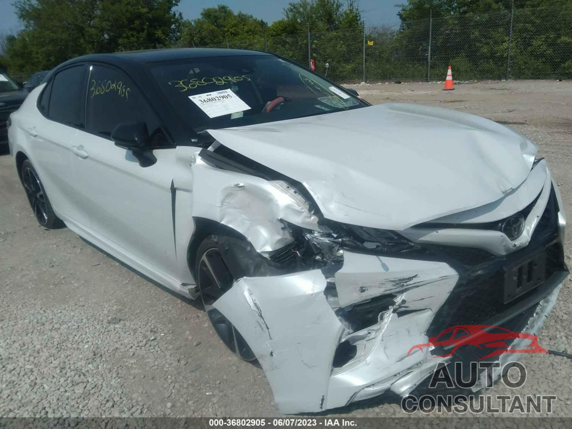 TOYOTA CAMRY 2019 - 4T1B61HK9KU279801