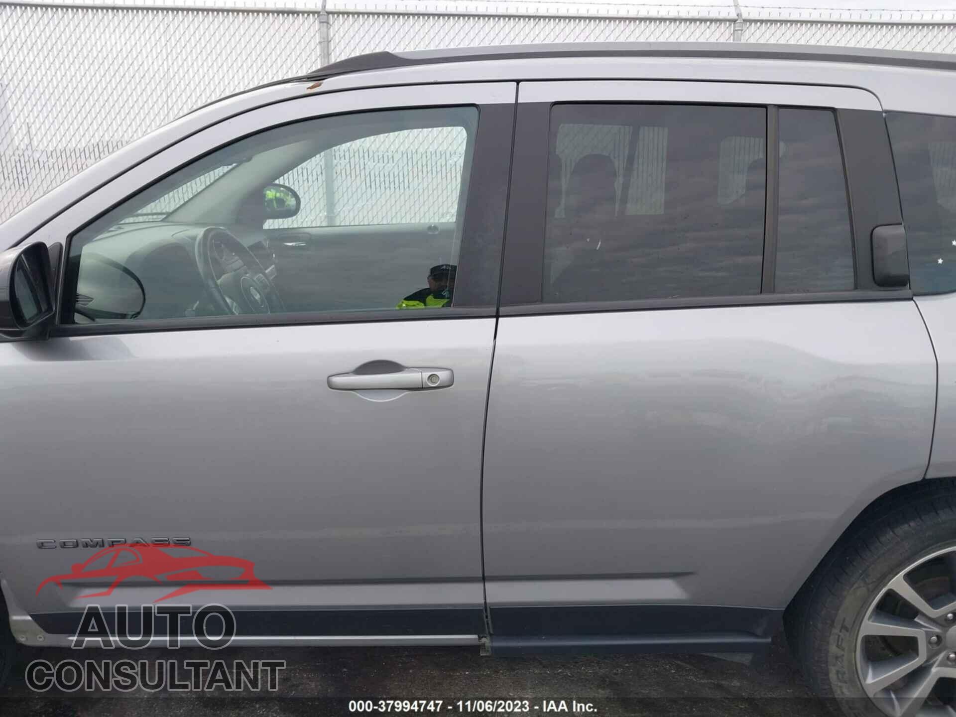 JEEP COMPASS 2017 - 1C4NJDBB2HD127975