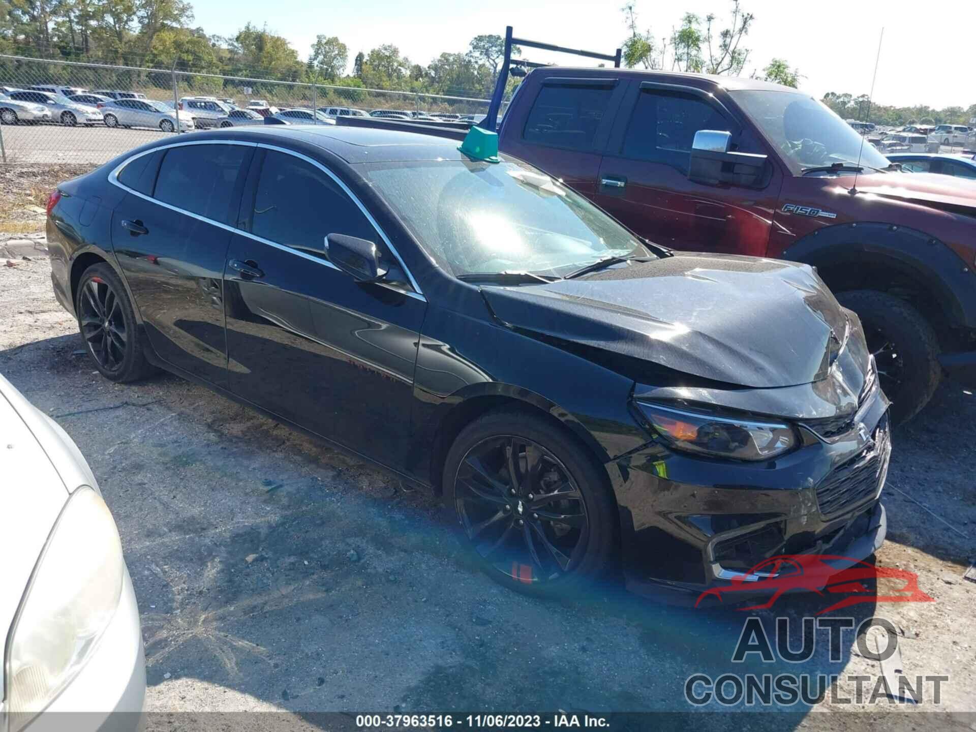 CHEVROLET MALIBU 2018 - 1G1ZD5ST0JF193113