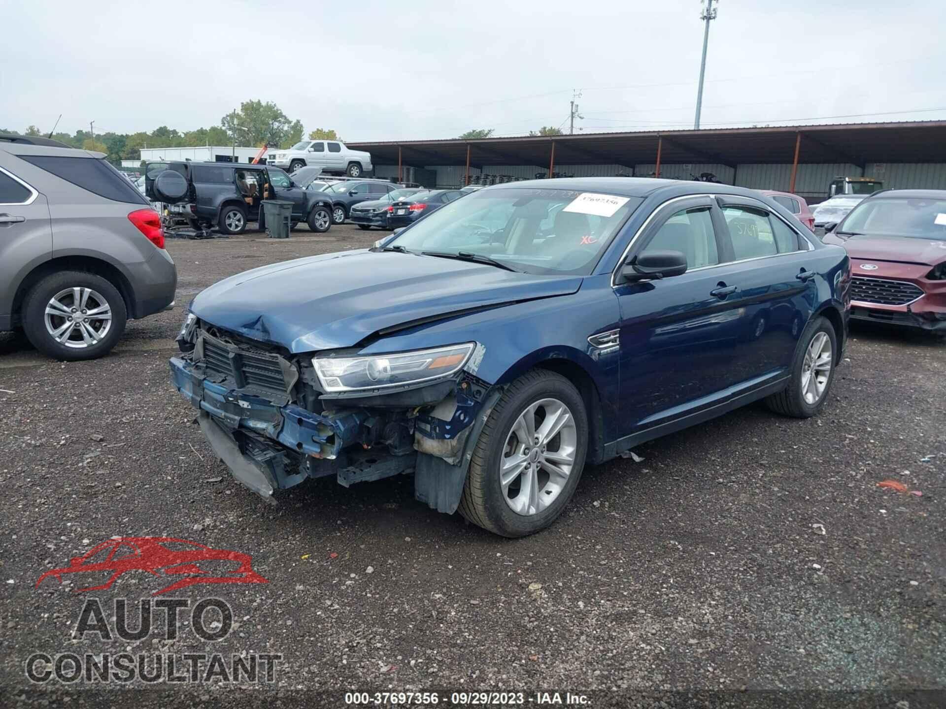 FORD TAURUS 2017 - 1FAHP2D82HG137797