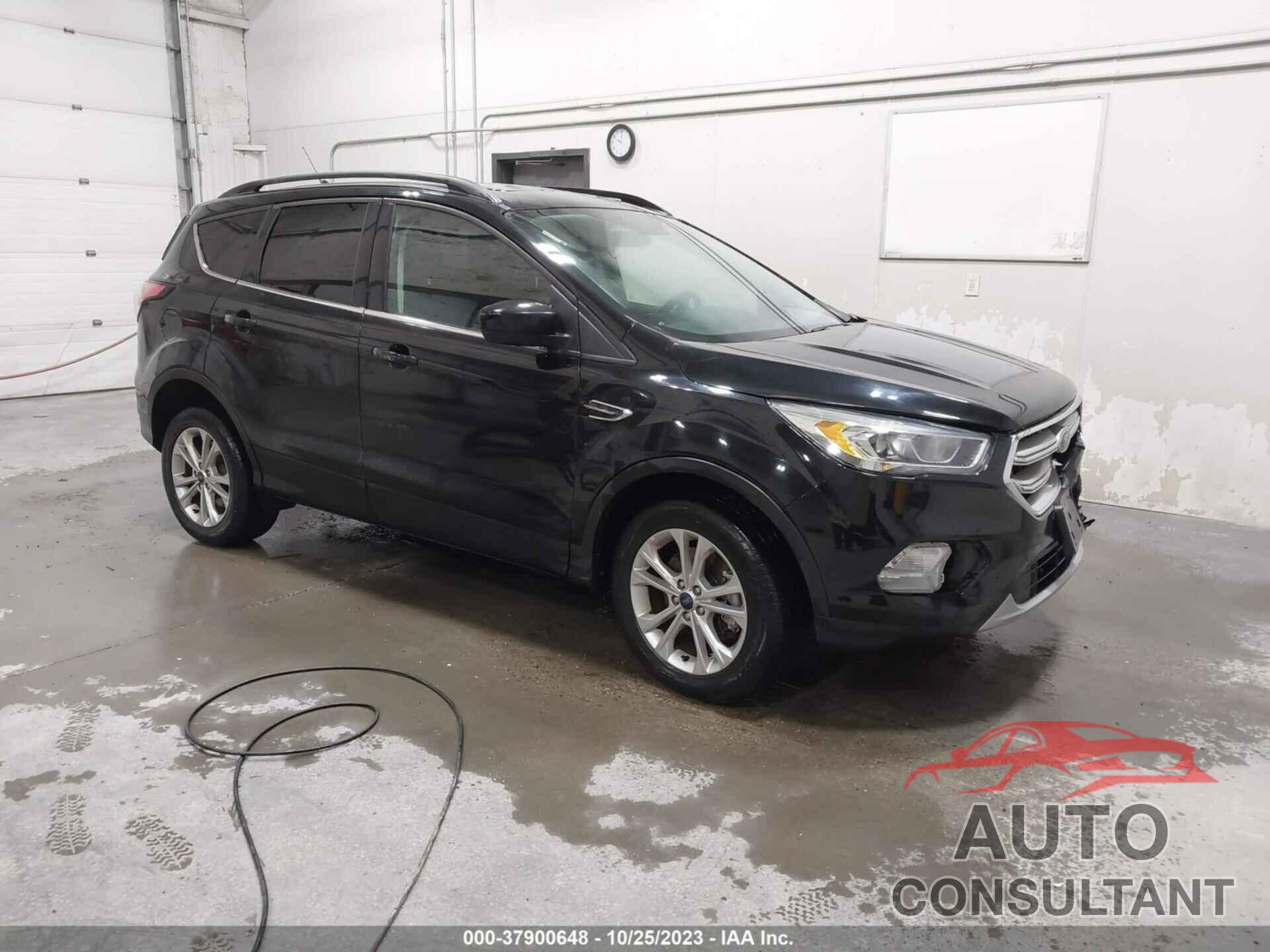FORD ESCAPE 2018 - 1FMCU9HD8JUC80592