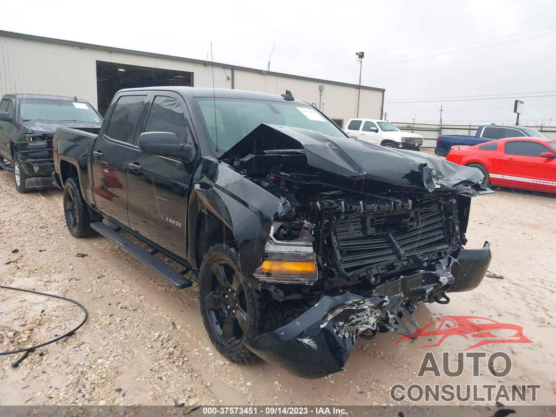CHEVROLET SILVERADO 1500 2018 - 3GCPCPEH3JG267059