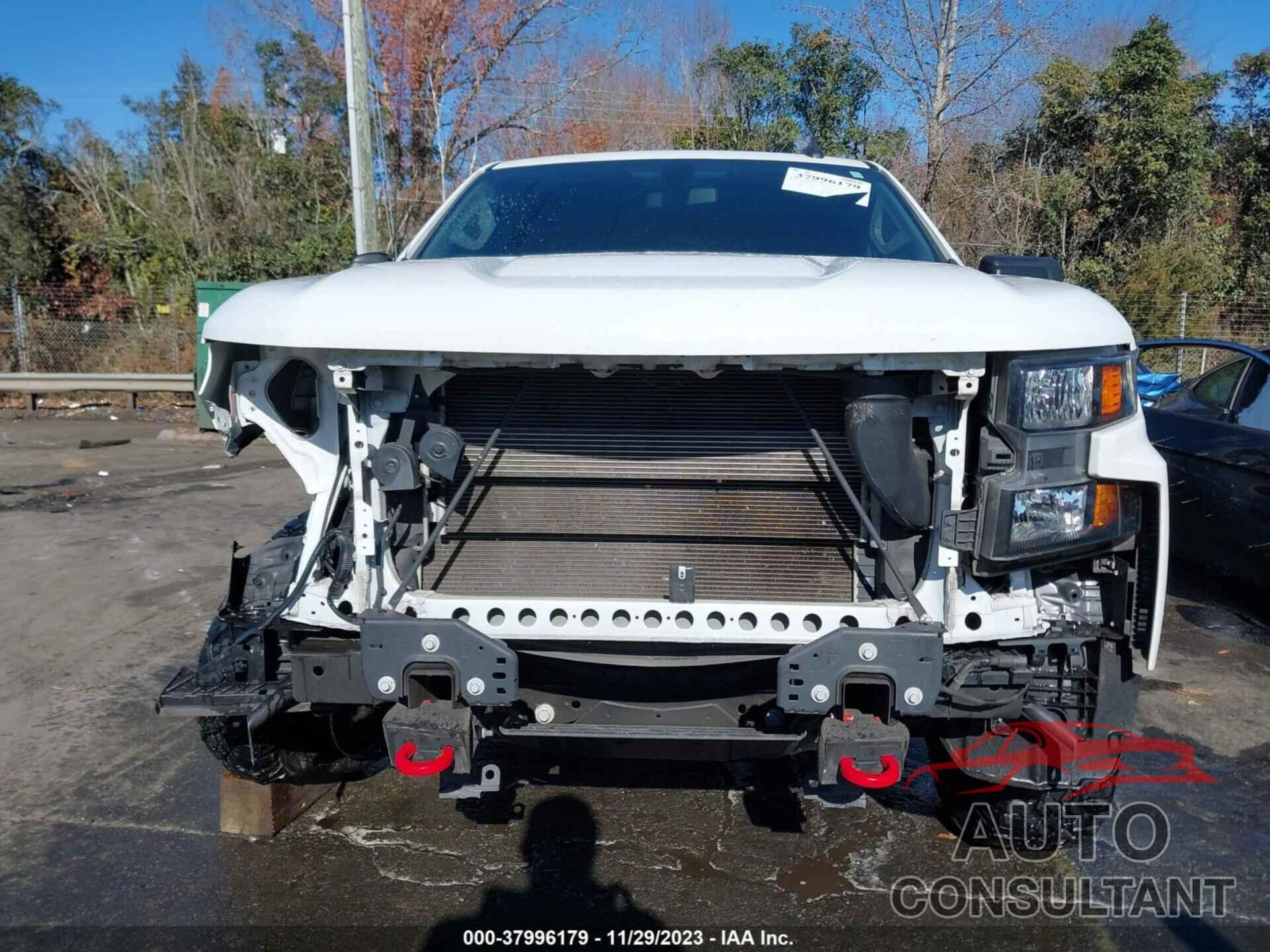 CHEVROLET SILVERADO 1500 2021 - 1GCPYCEF5MZ233265