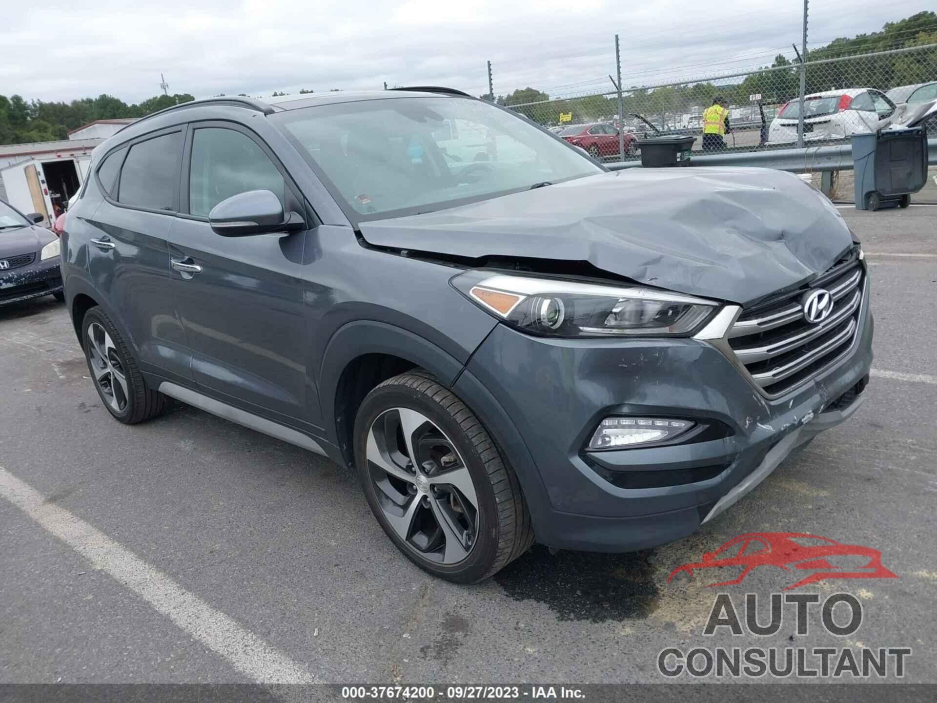 HYUNDAI TUCSON 2018 - KM8J33A28JU765749