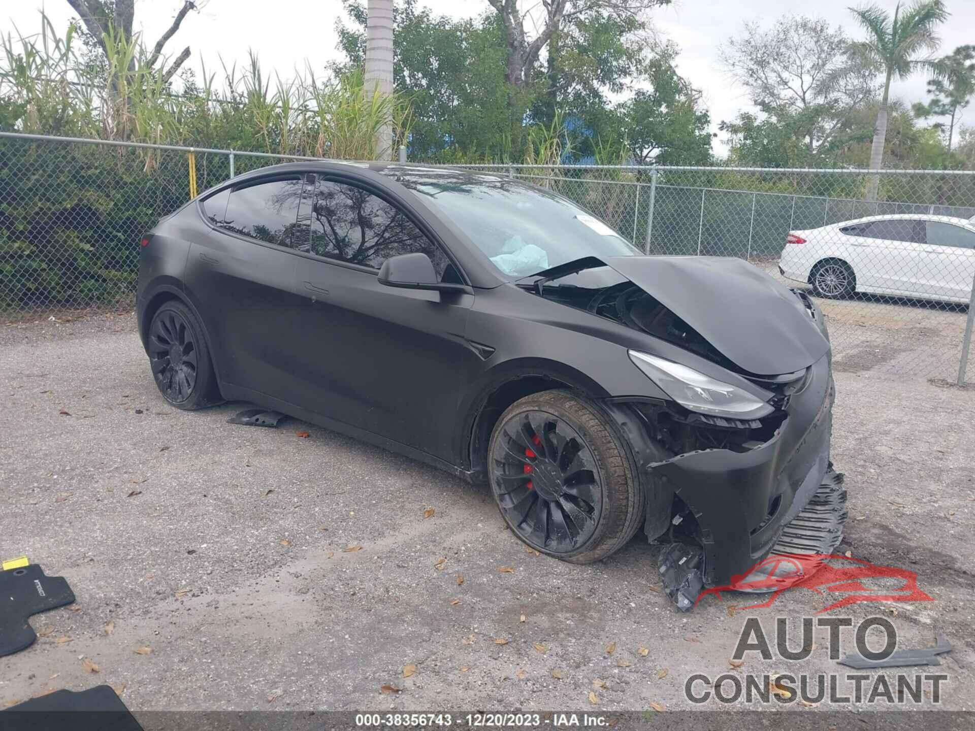 TESLA MODEL Y 2022 - 7SAYGDEF1NF452411