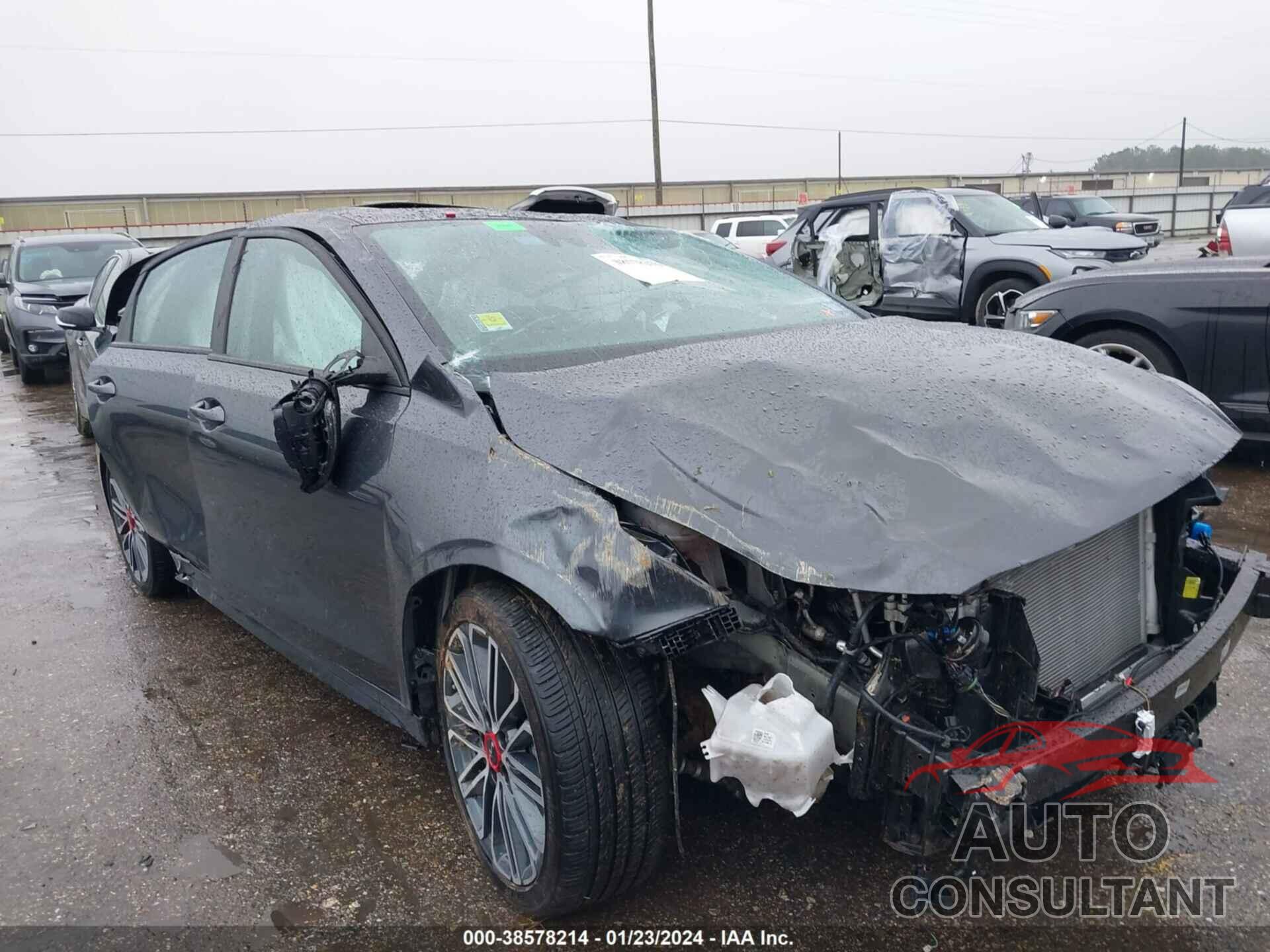 KIA FORTE 2023 - 3KPF44AC8PE680181