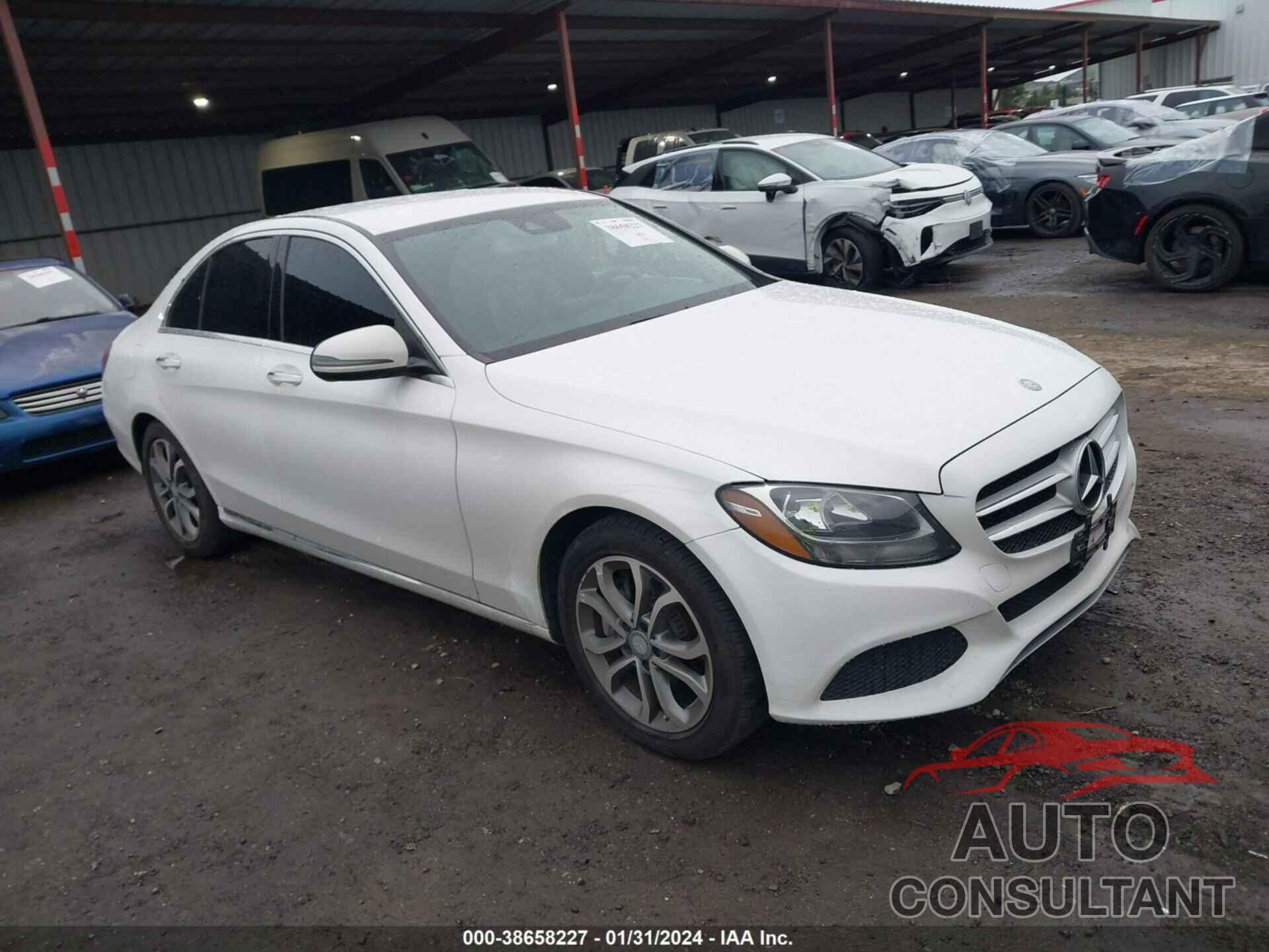 MERCEDES-BENZ C 300 2016 - 55SWF4JB6GU154576