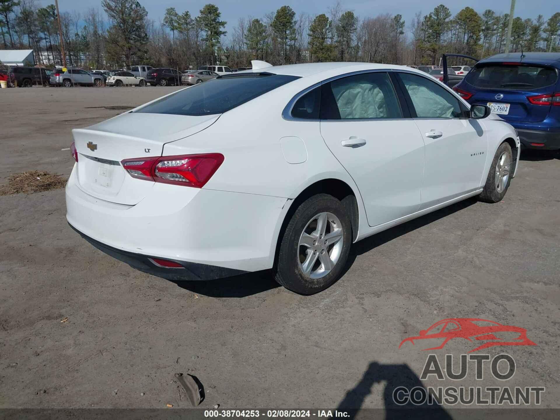 CHEVROLET MALIBU 2022 - 1G1ZD5ST3NF175534