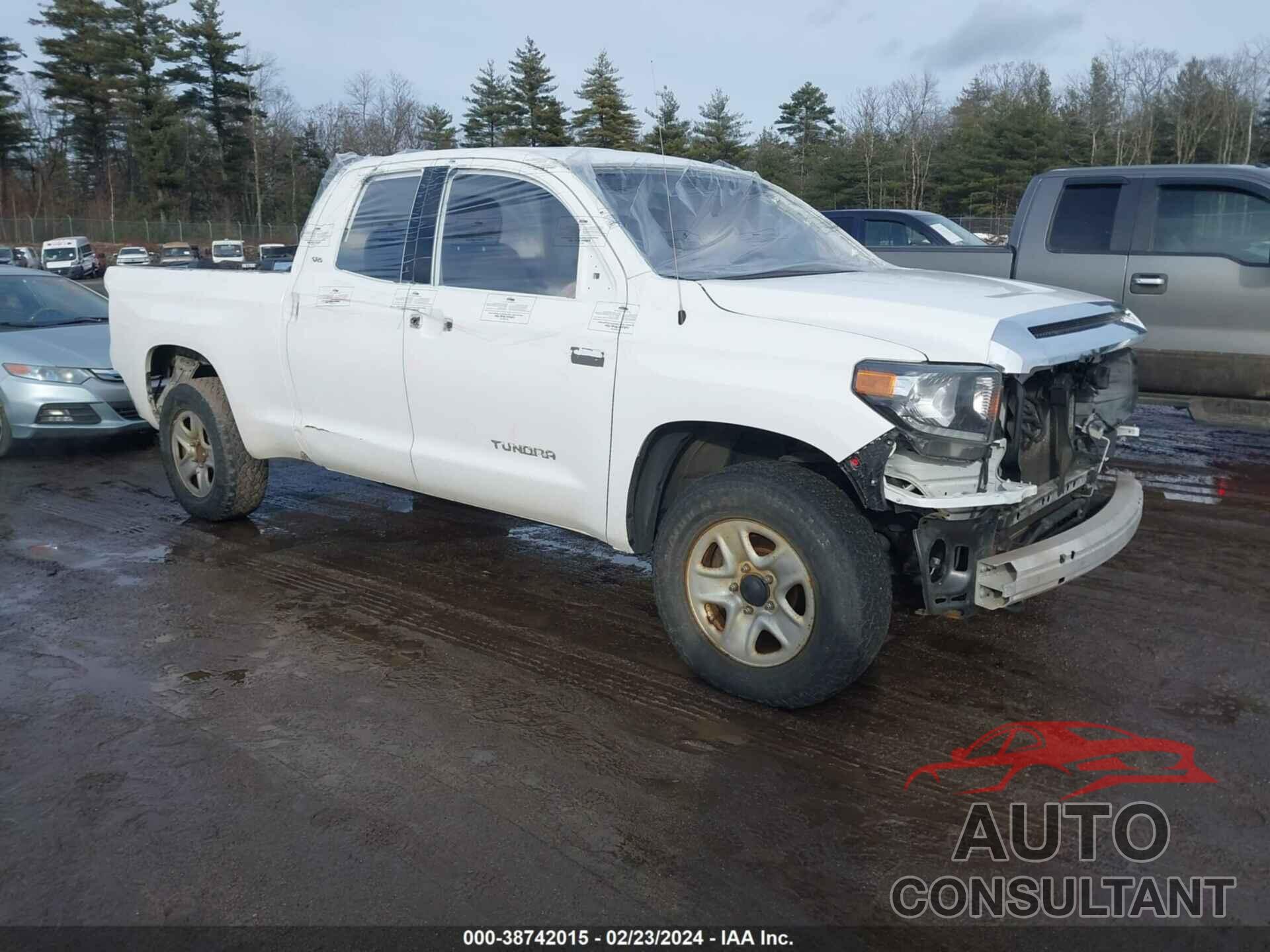 TOYOTA TUNDRA 2017 - 5TFUY5F18HX621447