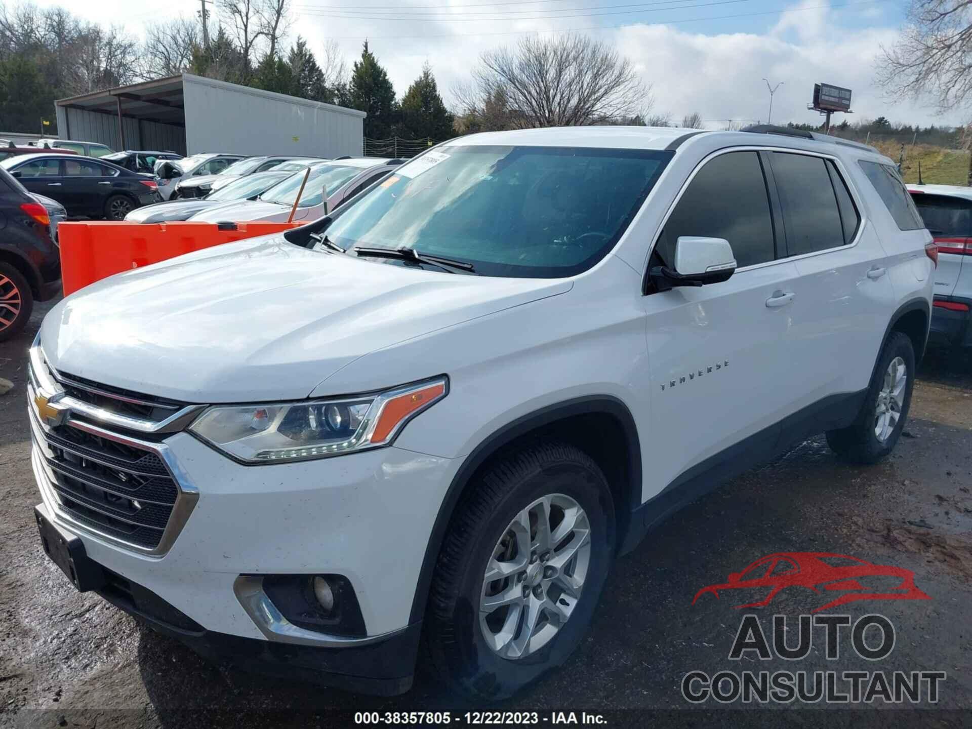 CHEVROLET TRAVERSE 2018 - 1GNERGKW3JJ186948