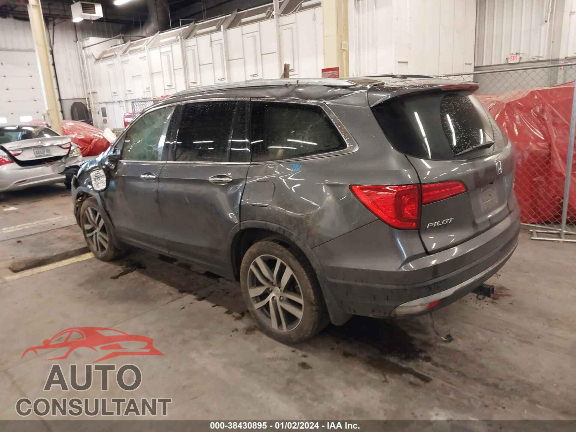 HONDA PILOT 2017 - 5FNYF6H97HB021044