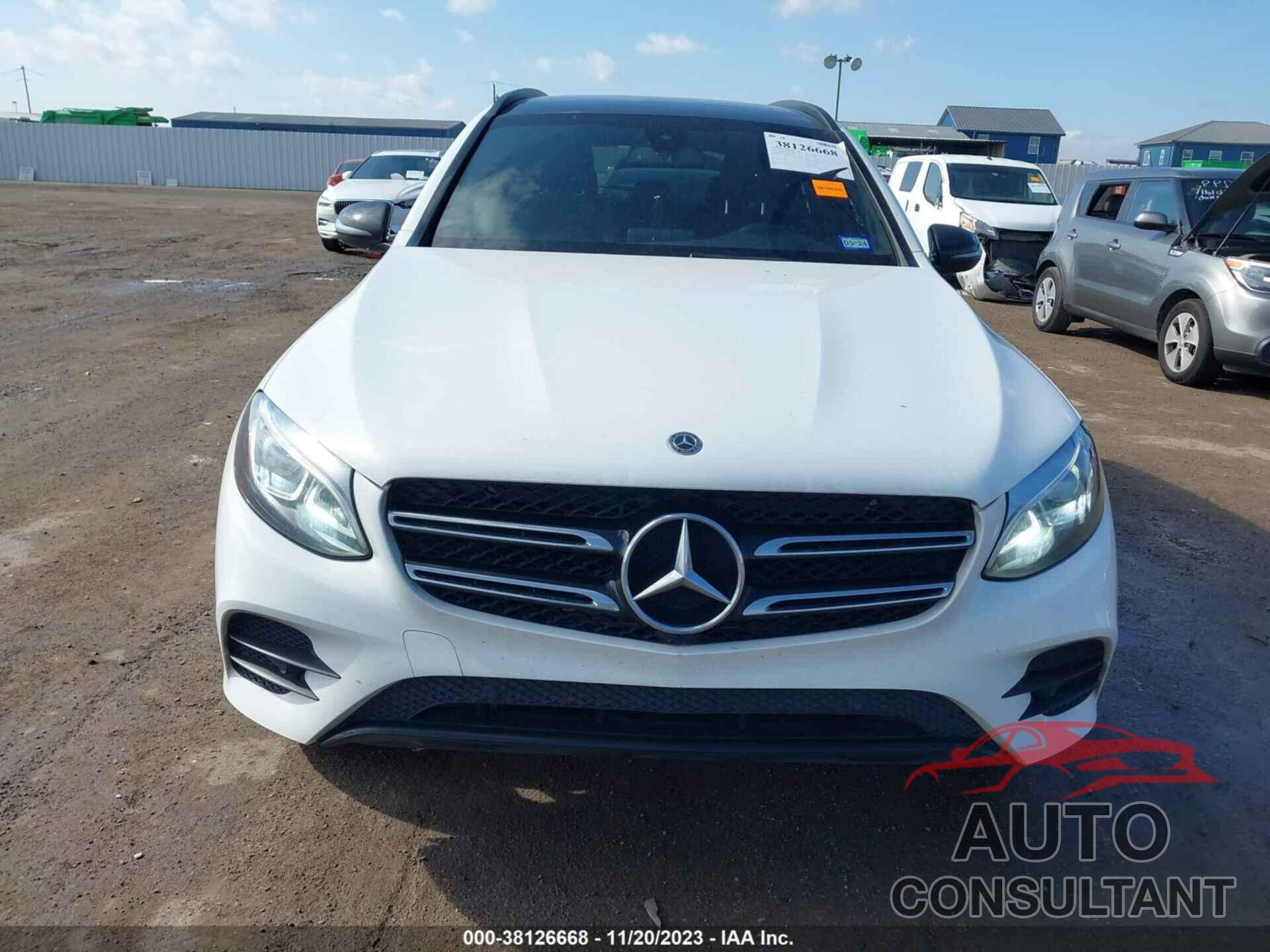 MERCEDES-BENZ GLC 300 2018 - WDC0G4JB2JV099745