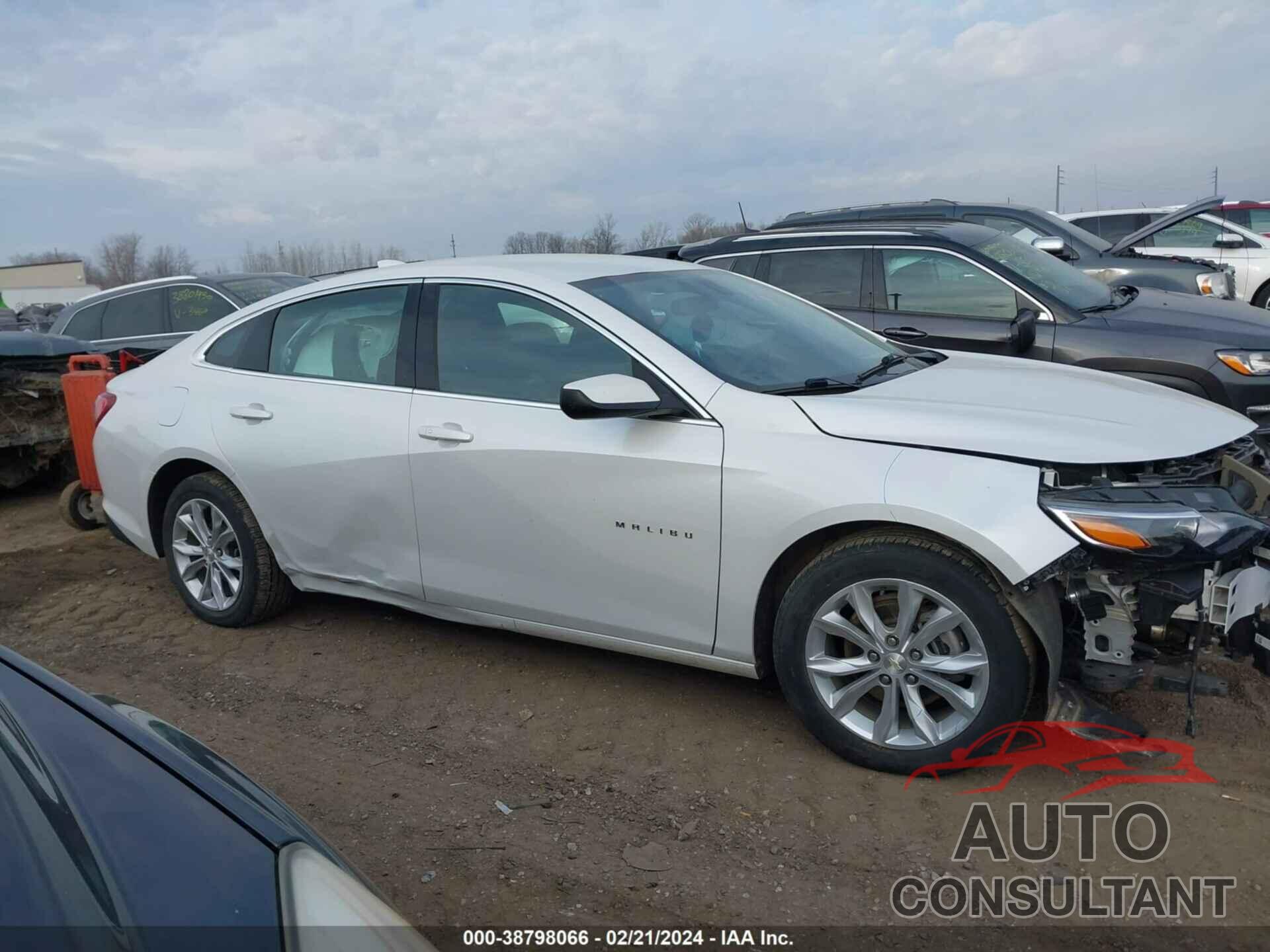 CHEVROLET MALIBU 2019 - 1G1ZD5ST4KF116763