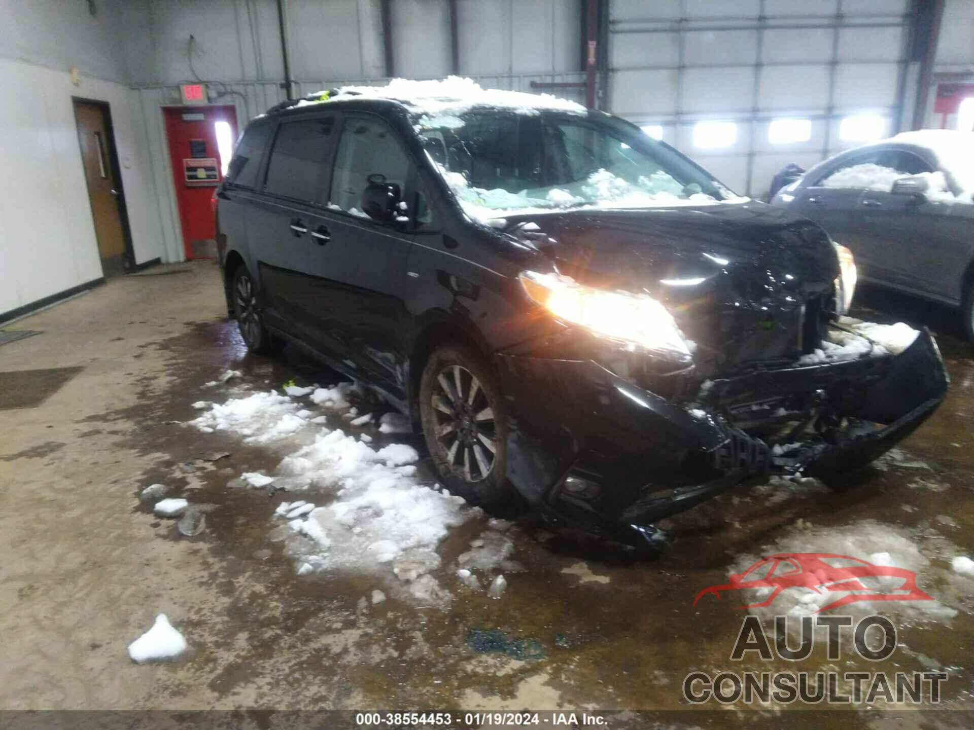 TOYOTA SIENNA 2020 - 5TDDZ3DC8LS233509