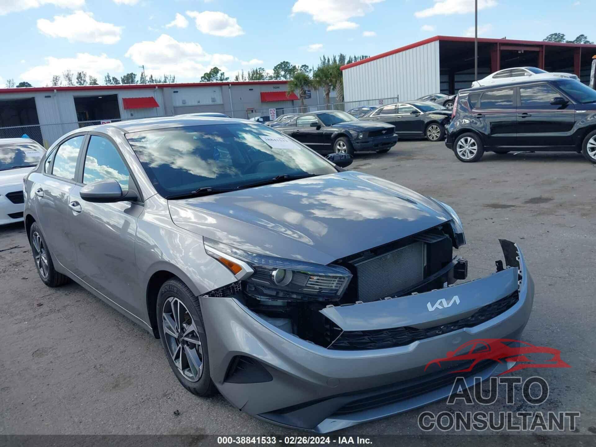 KIA FORTE 2023 - 3KPF24AD2PE527228