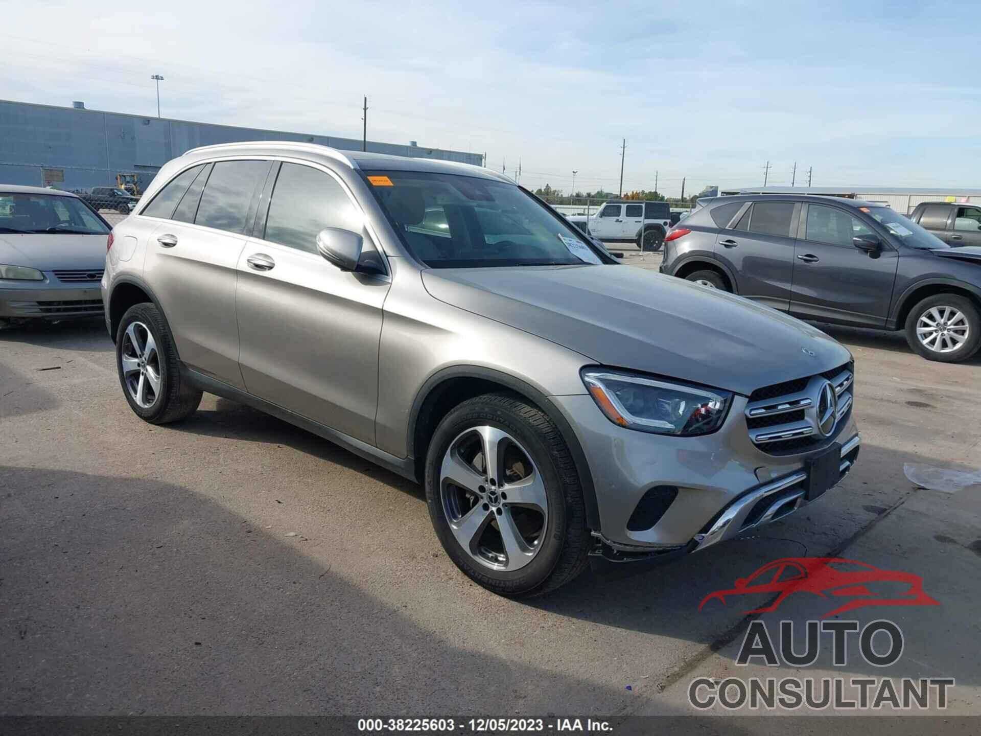 MERCEDES-BENZ GLC 300 2020 - WDC0G8DB8LF729011