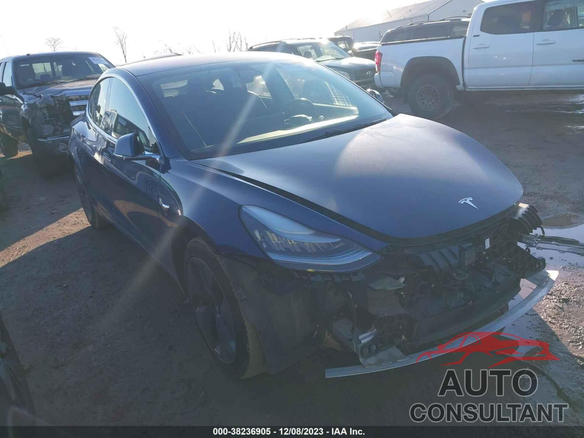 TESLA MODEL 3 2018 - 5YJ3E1EB9JF115004