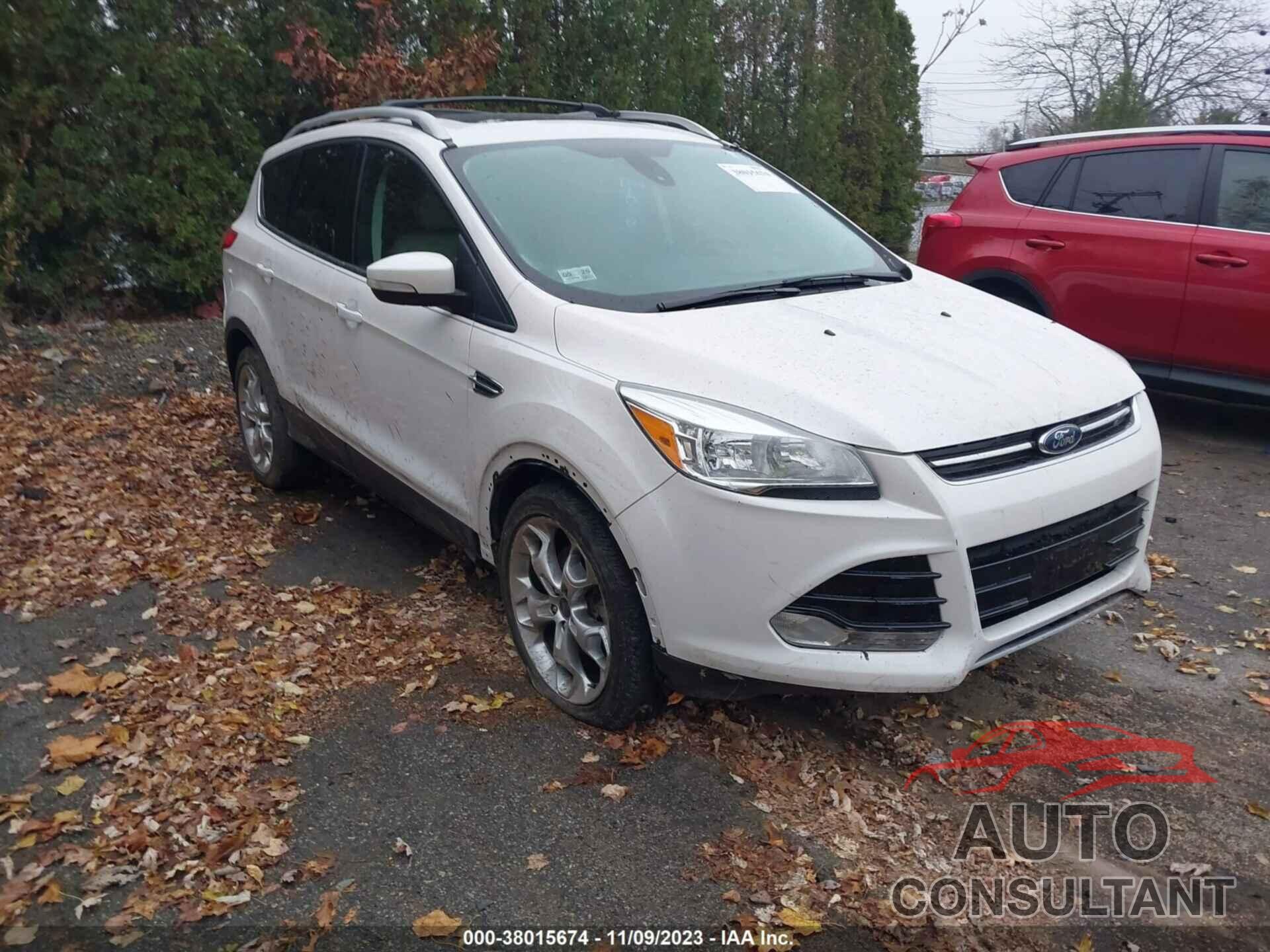 FORD ESCAPE 2016 - 1FMCU9J94GUC09646