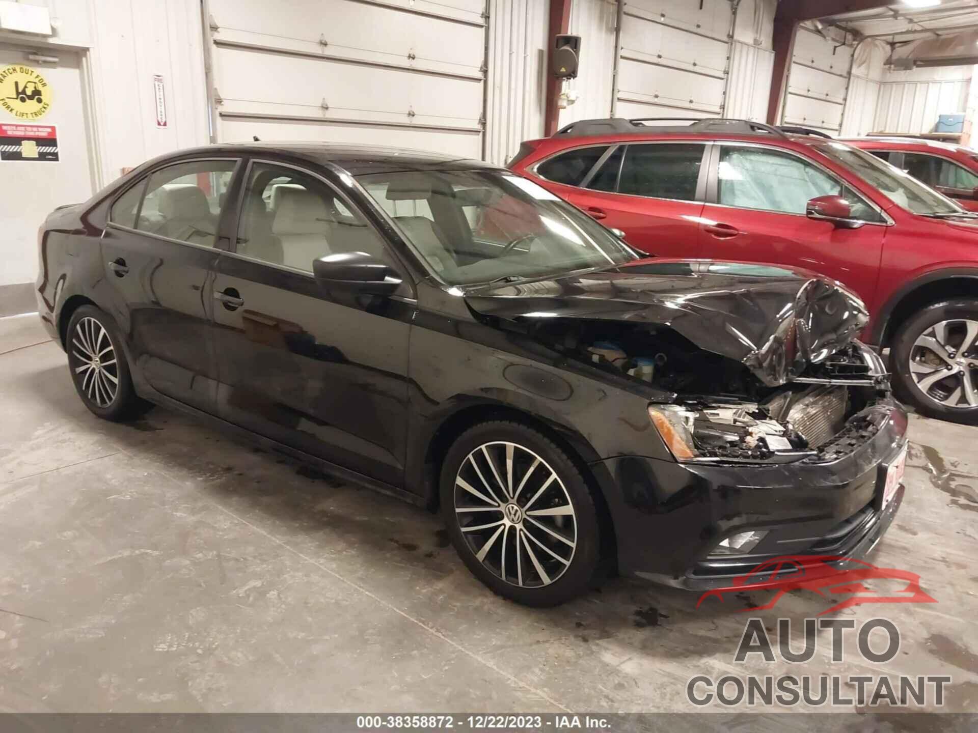 VOLKSWAGEN JETTA 2016 - 3VWD17AJ2GM327969