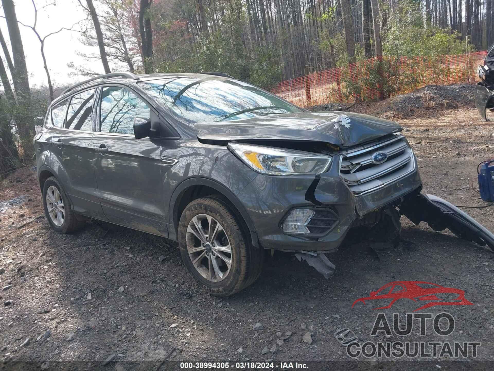 FORD ESCAPE 2018 - 1FMCU0GD2JUB01699