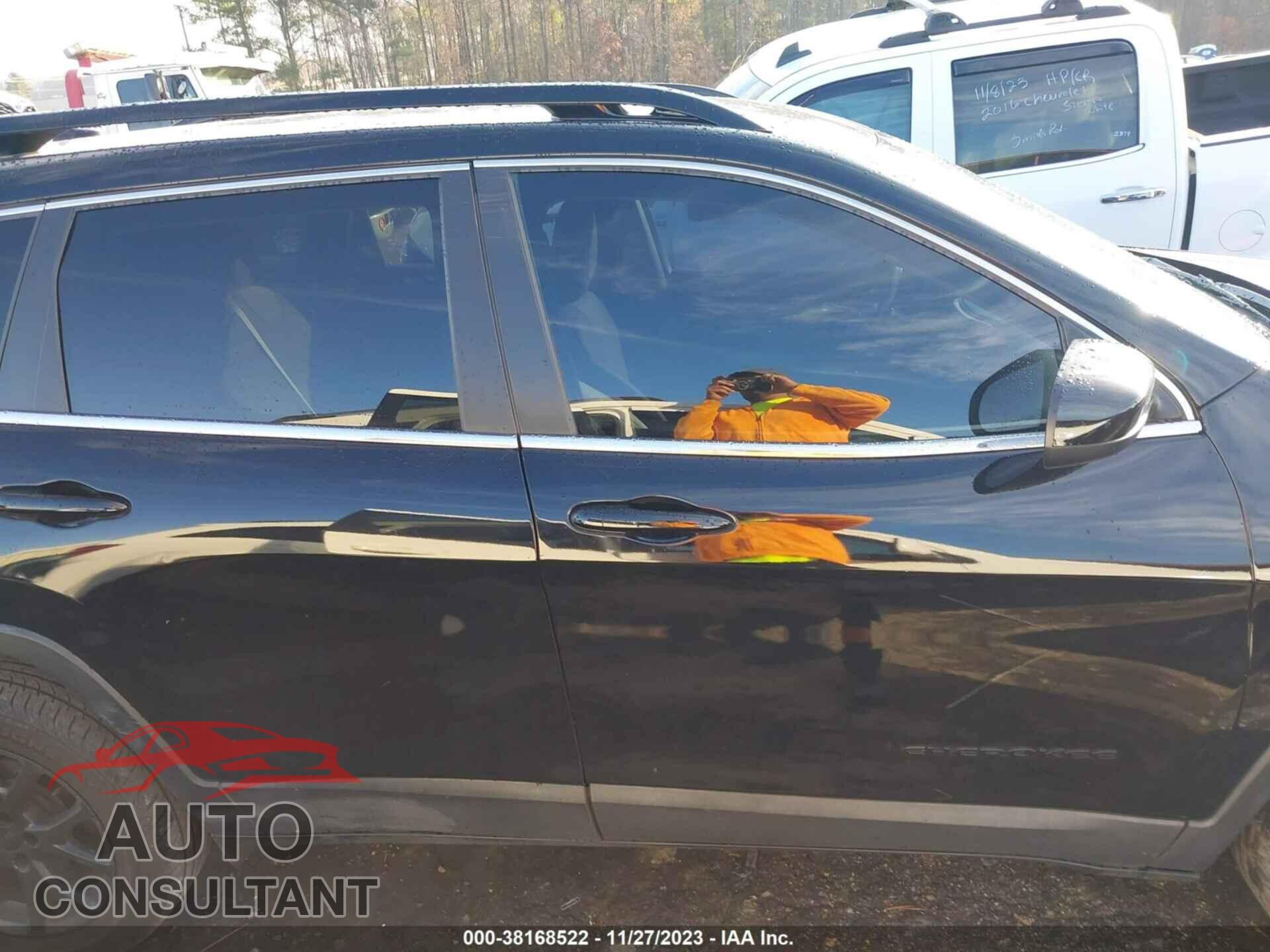 JEEP CHEROKEE 2017 - 1C4PJLCB2HW522714