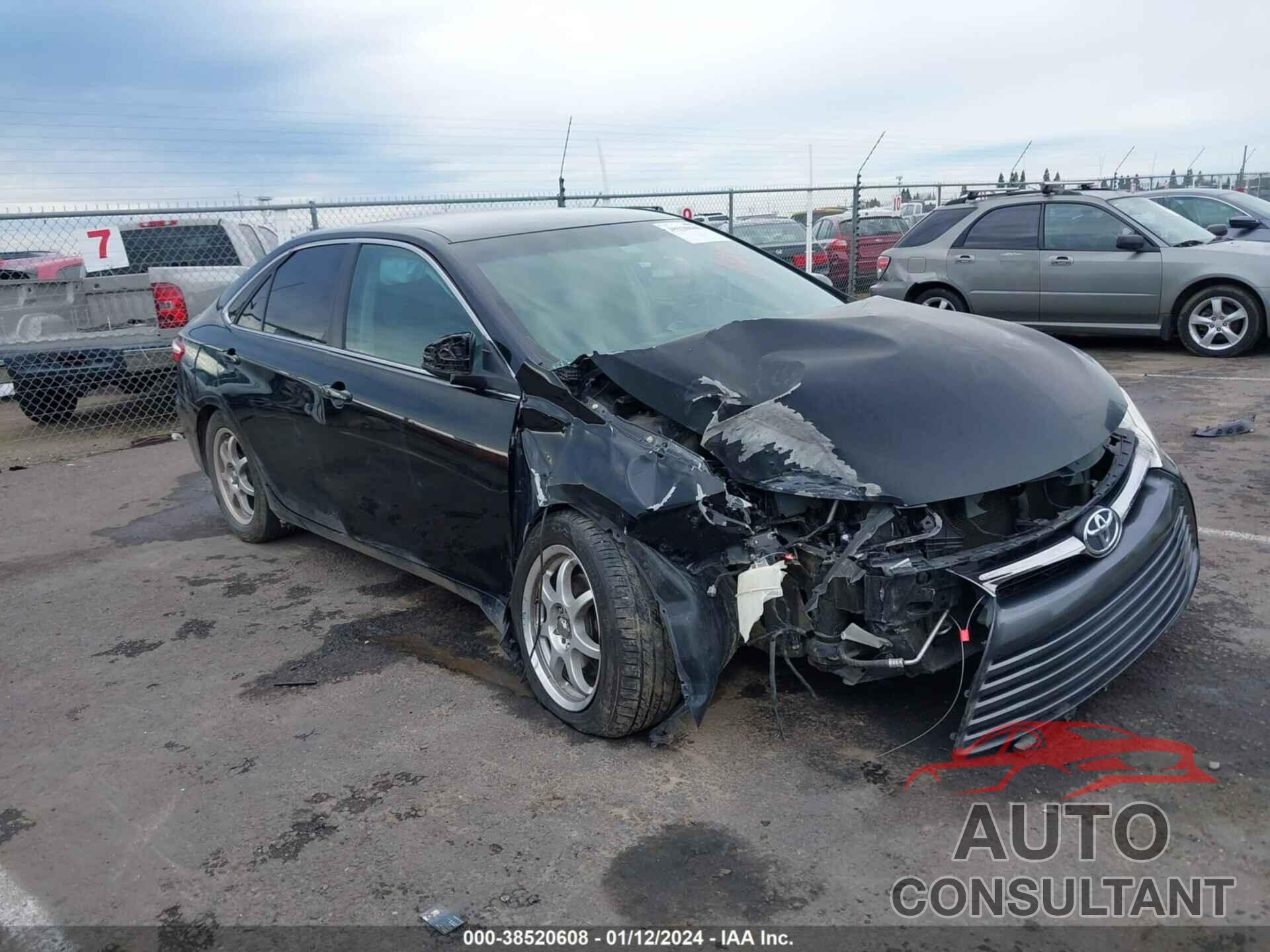 TOYOTA CAMRY 2015 - 4T4BF1FK3FR480558