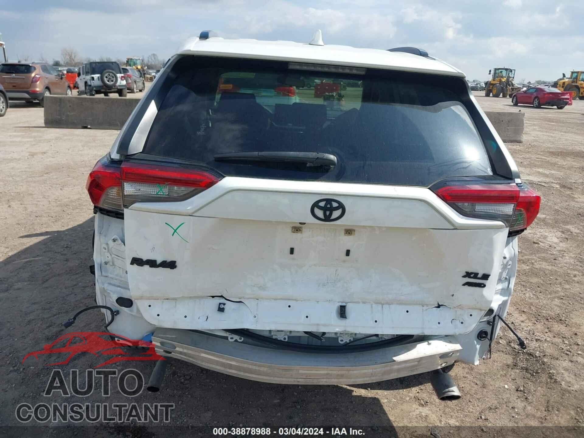 TOYOTA RAV4 2020 - JTMP1RFV9LD063095