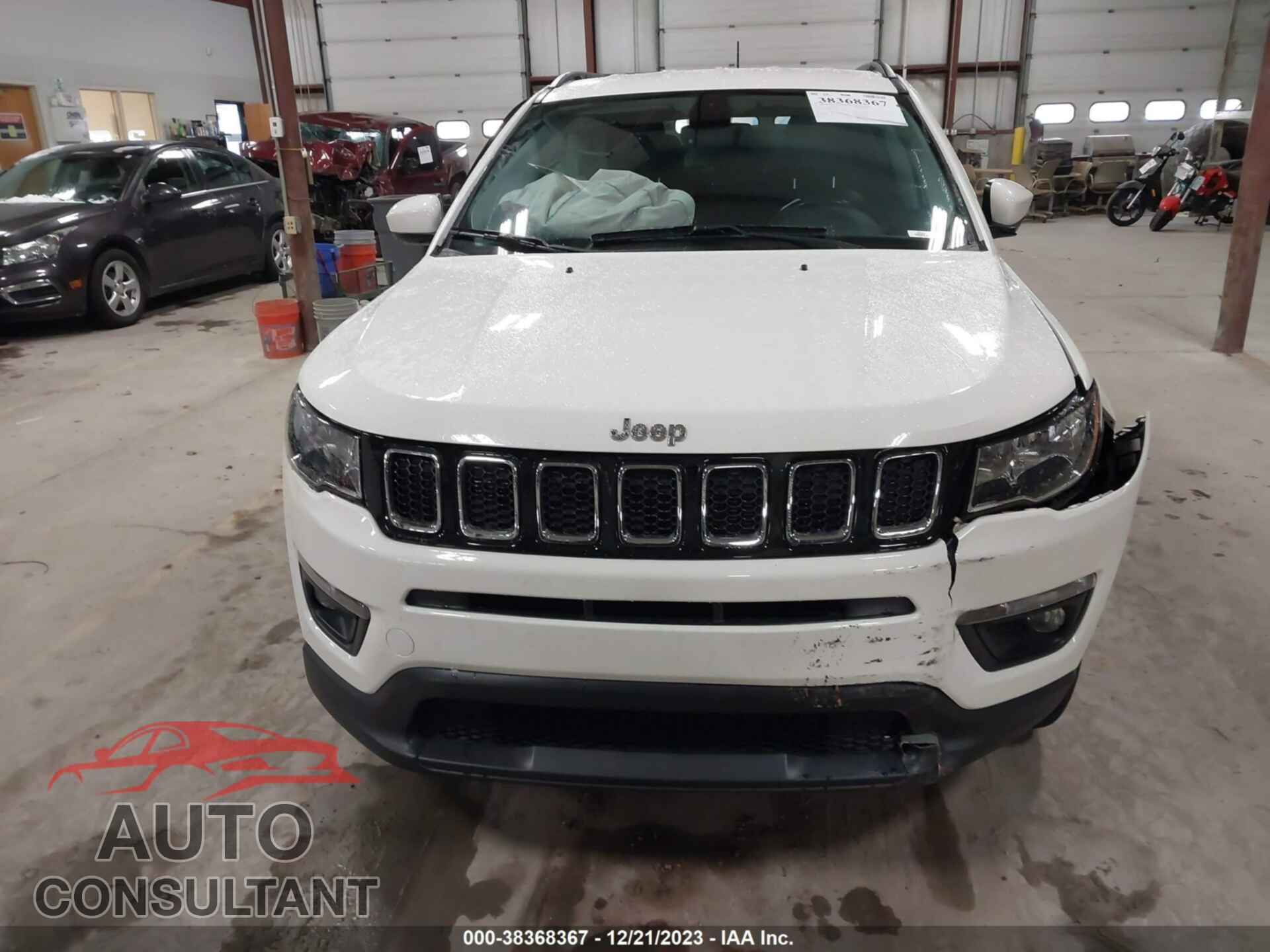 JEEP COMPASS 2018 - 3C4NJDBB9JT185694